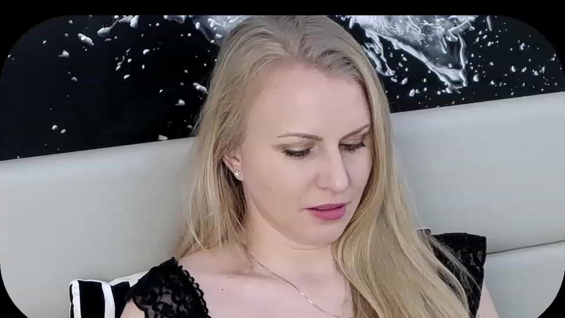 Gallery image thumbnail from Adrianna__K's myfreecams stream on, 01/28/2023, 09:54 image 1 of 20