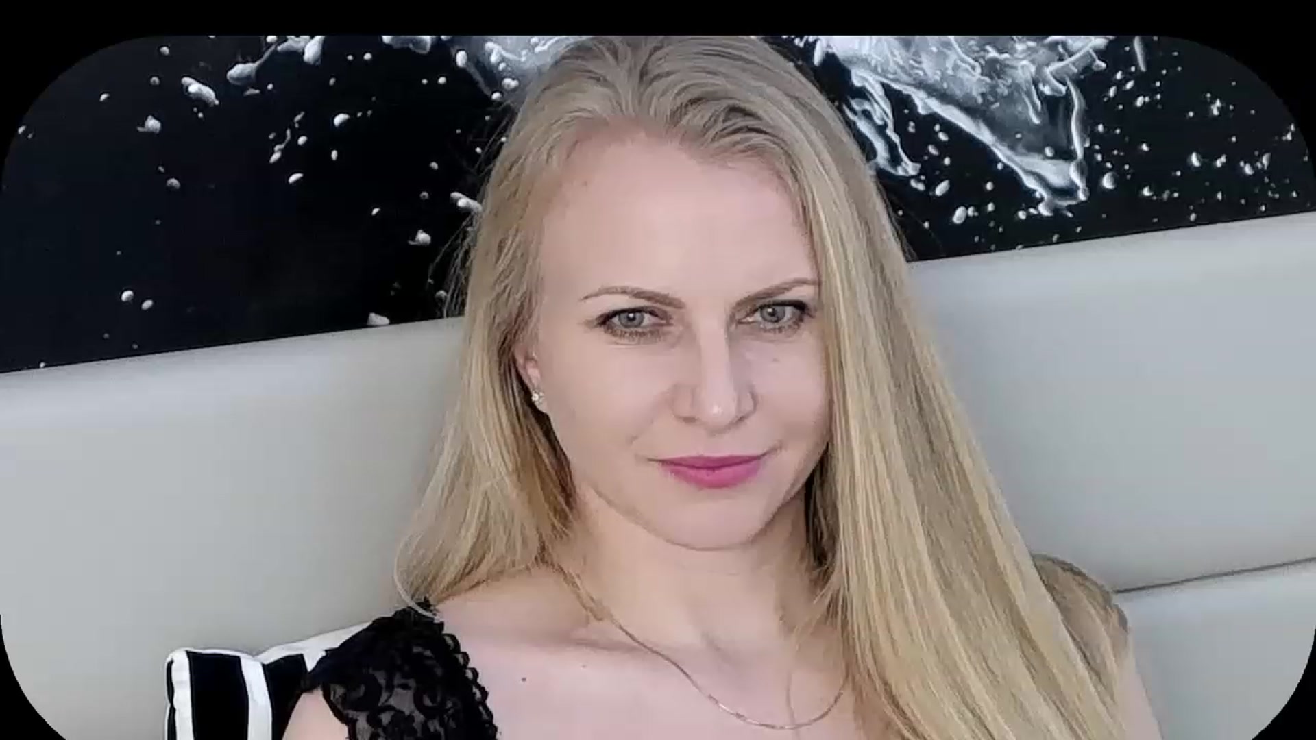 Gallery image thumbnail from Adrianna__K's myfreecams stream on, 01/28/2023, 09:54 image 10 of 20