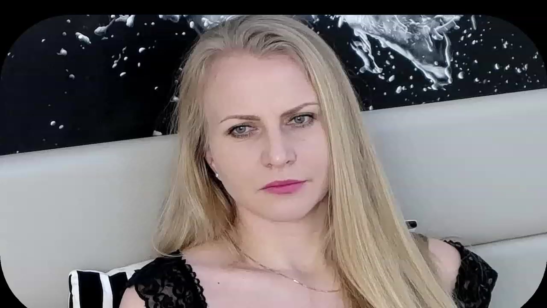 Gallery image thumbnail from Adrianna__K's myfreecams stream on, 01/28/2023, 09:54 image 7 of 20