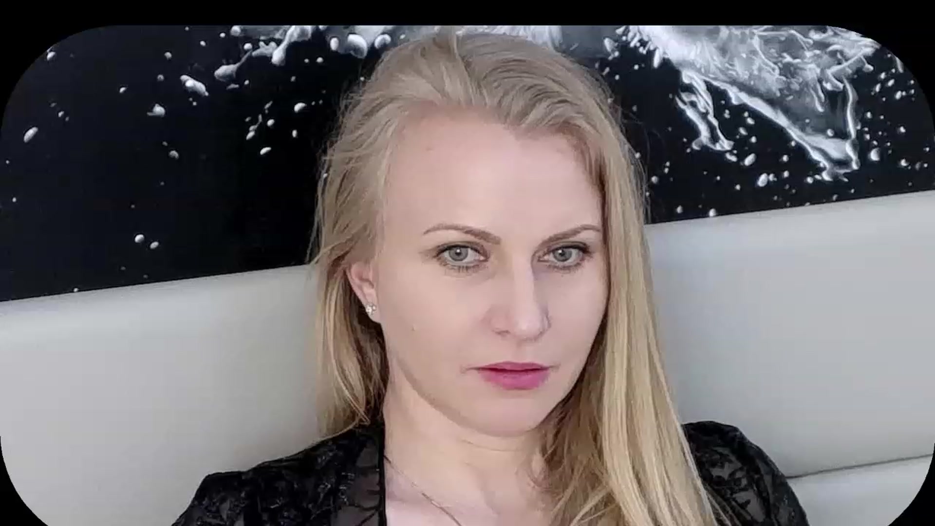 Gallery image thumbnail from Adrianna__K's myfreecams stream on, 01/29/2023, 10:33 image 7 of 20