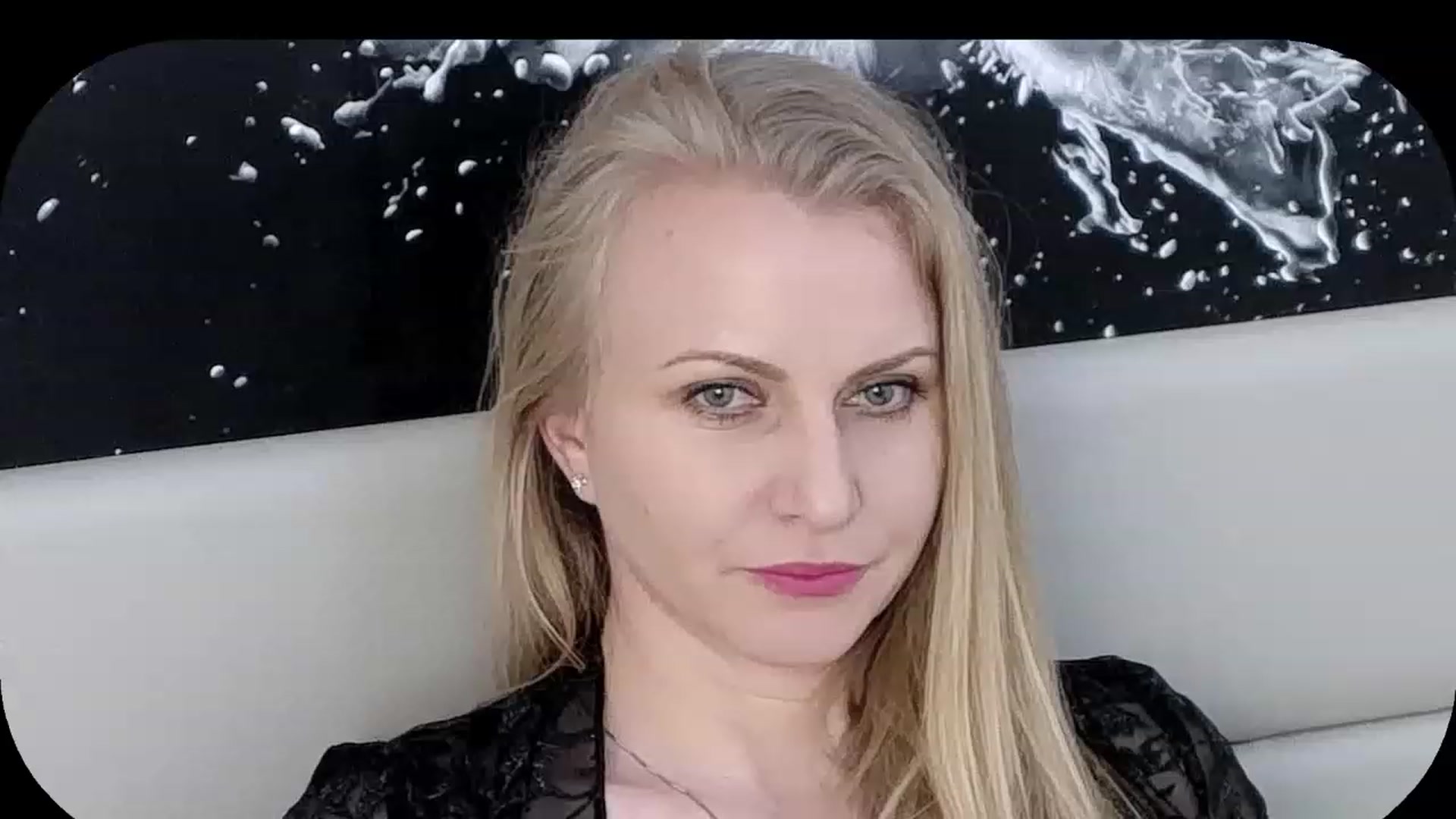 Gallery image thumbnail from Adrianna__K's myfreecams stream on, 01/29/2023, 10:33 image 8 of 20