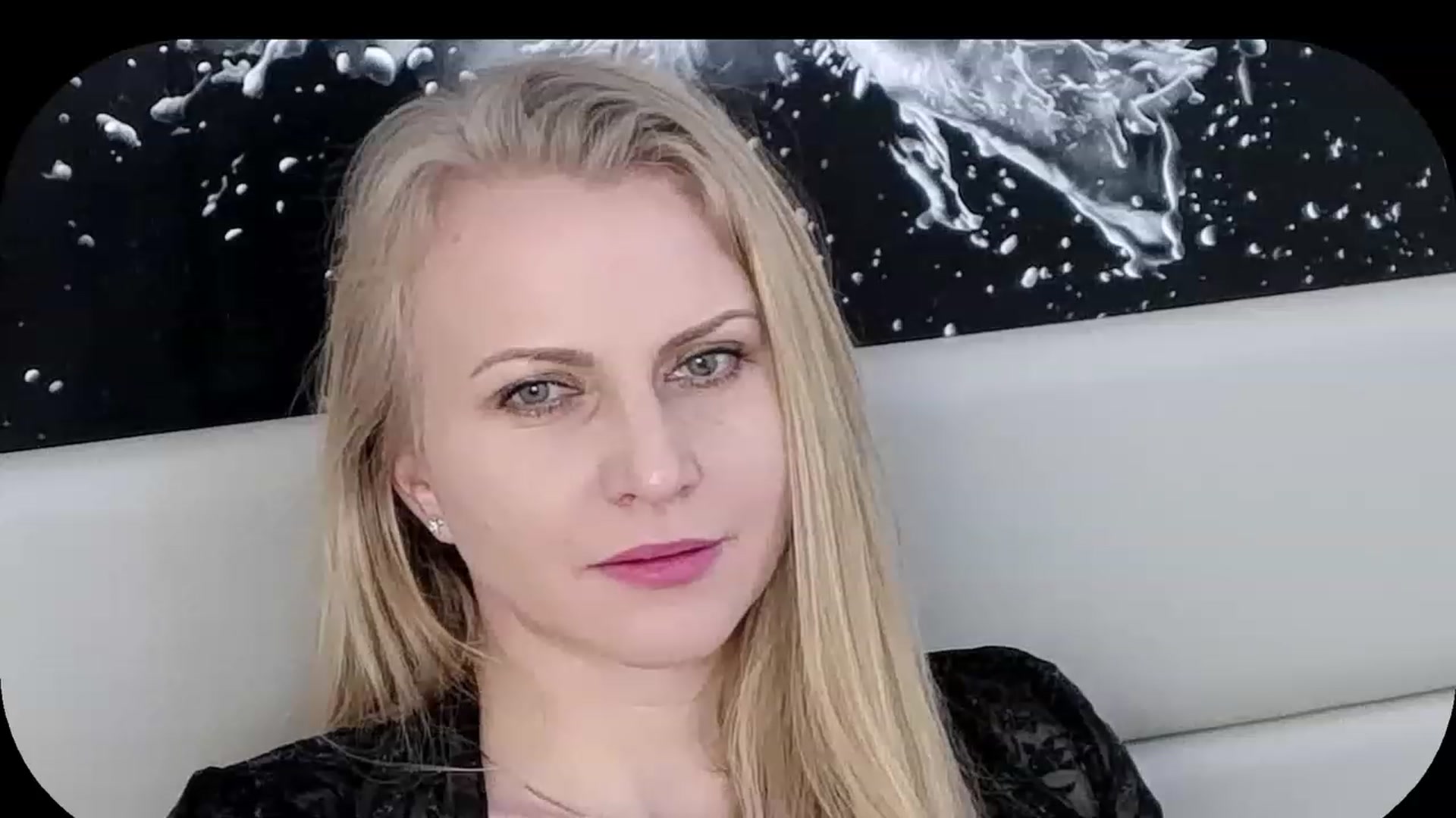 Gallery image thumbnail from Adrianna__K's myfreecams stream on, 01/29/2023, 11:39 image 2 of 20