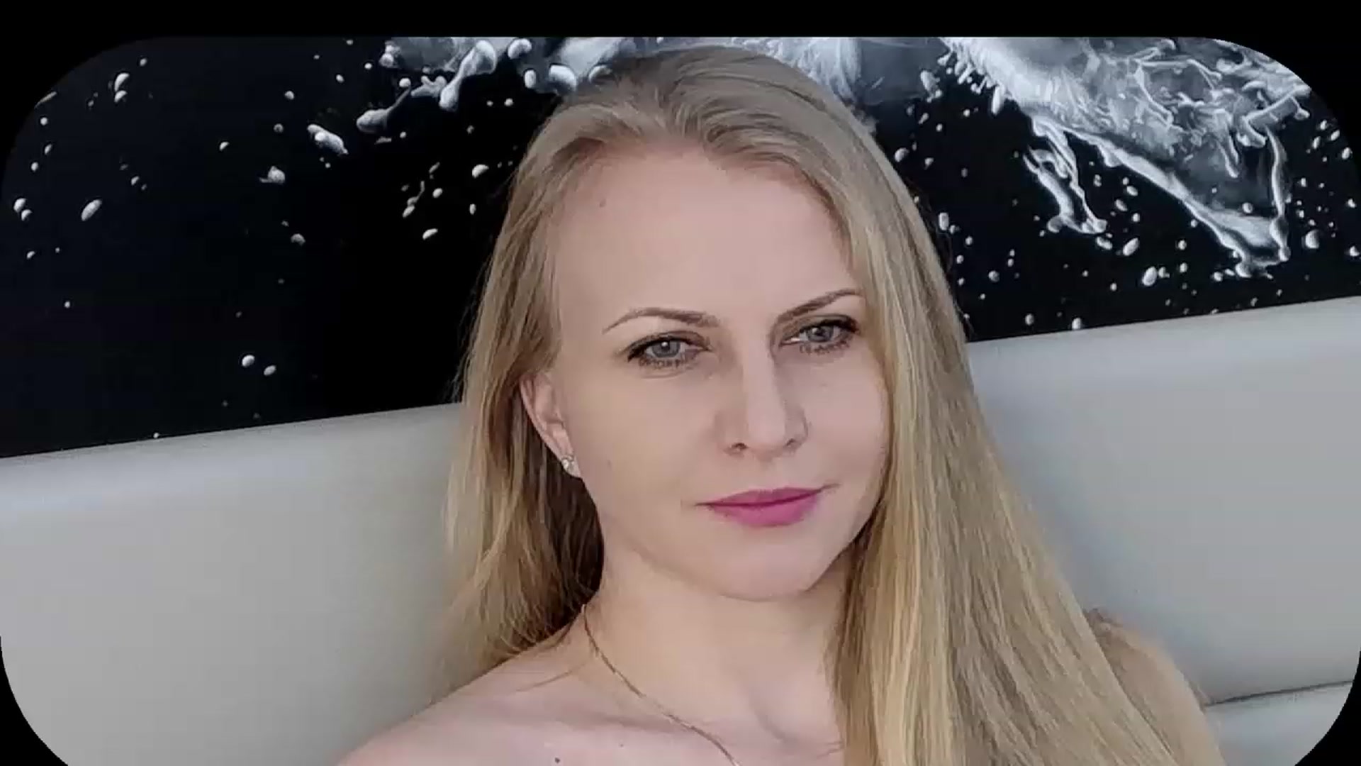 Gallery image thumbnail from Adrianna__K's myfreecams stream on, 02/06/2023, 07:46 image 15 of 20