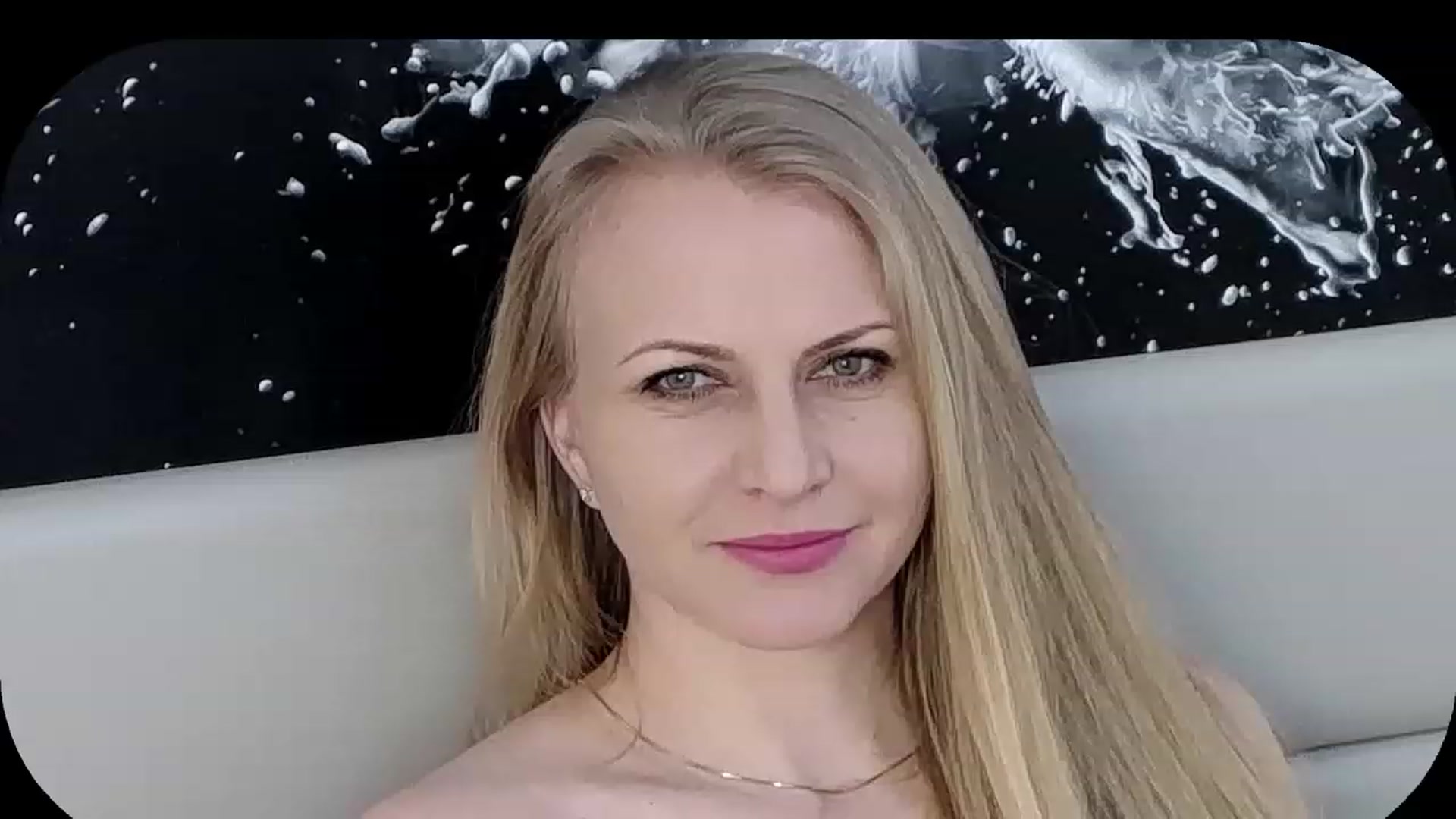 Gallery image thumbnail from Adrianna__K's myfreecams stream on, 02/06/2023, 07:46 image 14 of 20