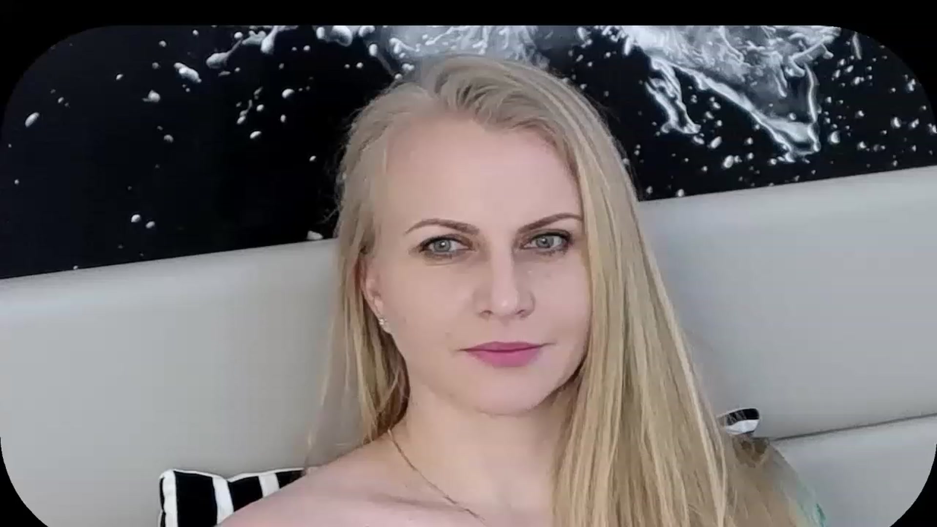 Gallery image thumbnail from Adrianna__K's myfreecams stream on, 02/11/2023, 10:46 image 20 of 20
