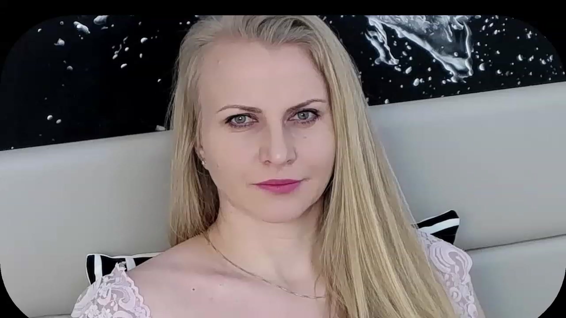 Gallery image thumbnail from Adrianna__K's myfreecams stream on, 02/15/2023, 08:19 image 16 of 20