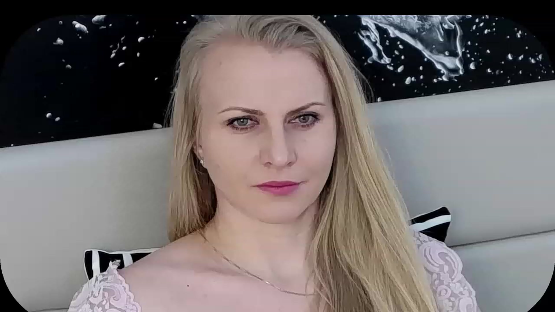 Gallery image thumbnail from Adrianna__K's myfreecams stream on, 02/15/2023, 08:19 image 18 of 20