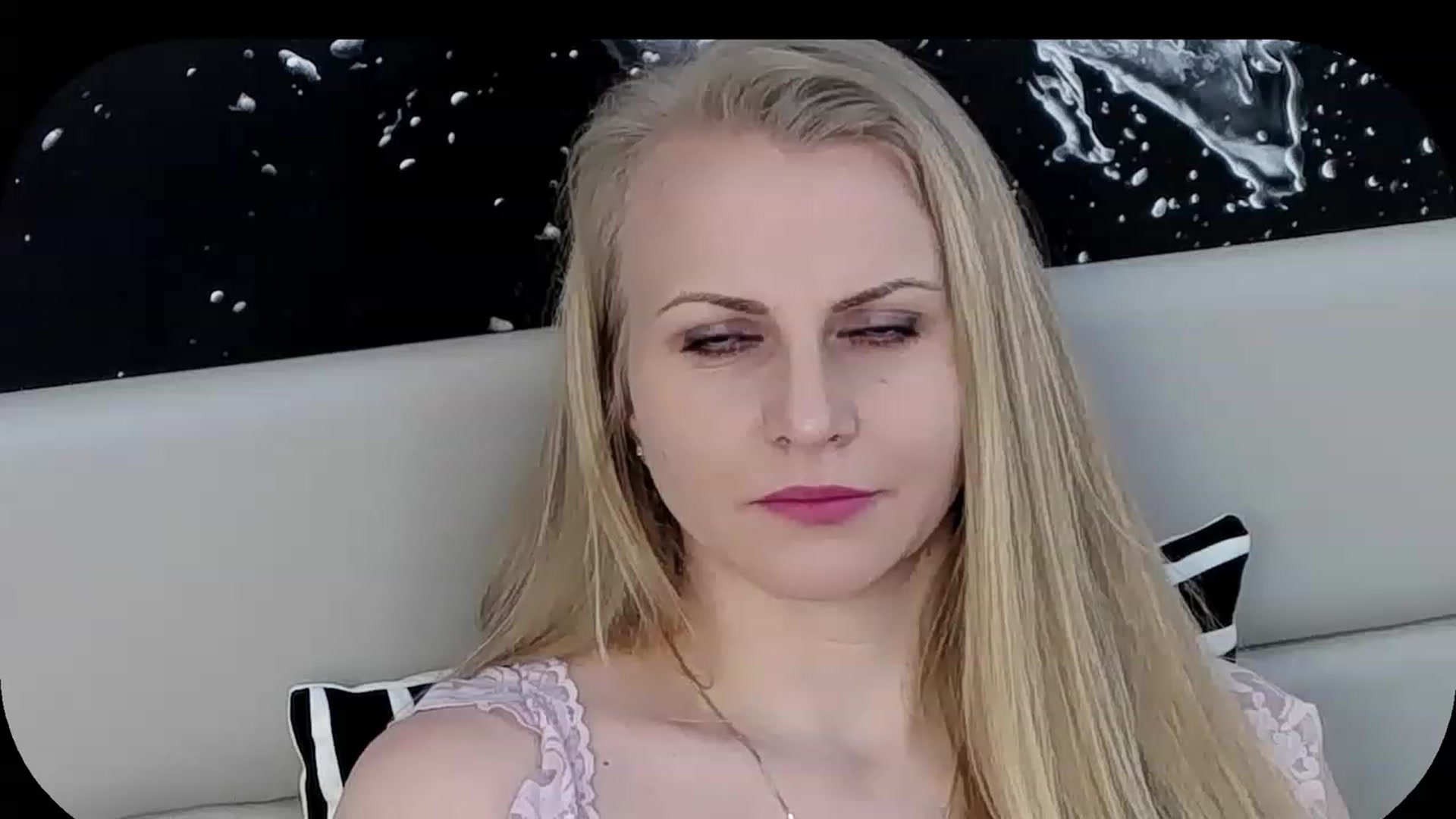 Gallery image thumbnail from Adrianna__K's myfreecams stream on, 02/15/2023, 11:22 image 2 of 20