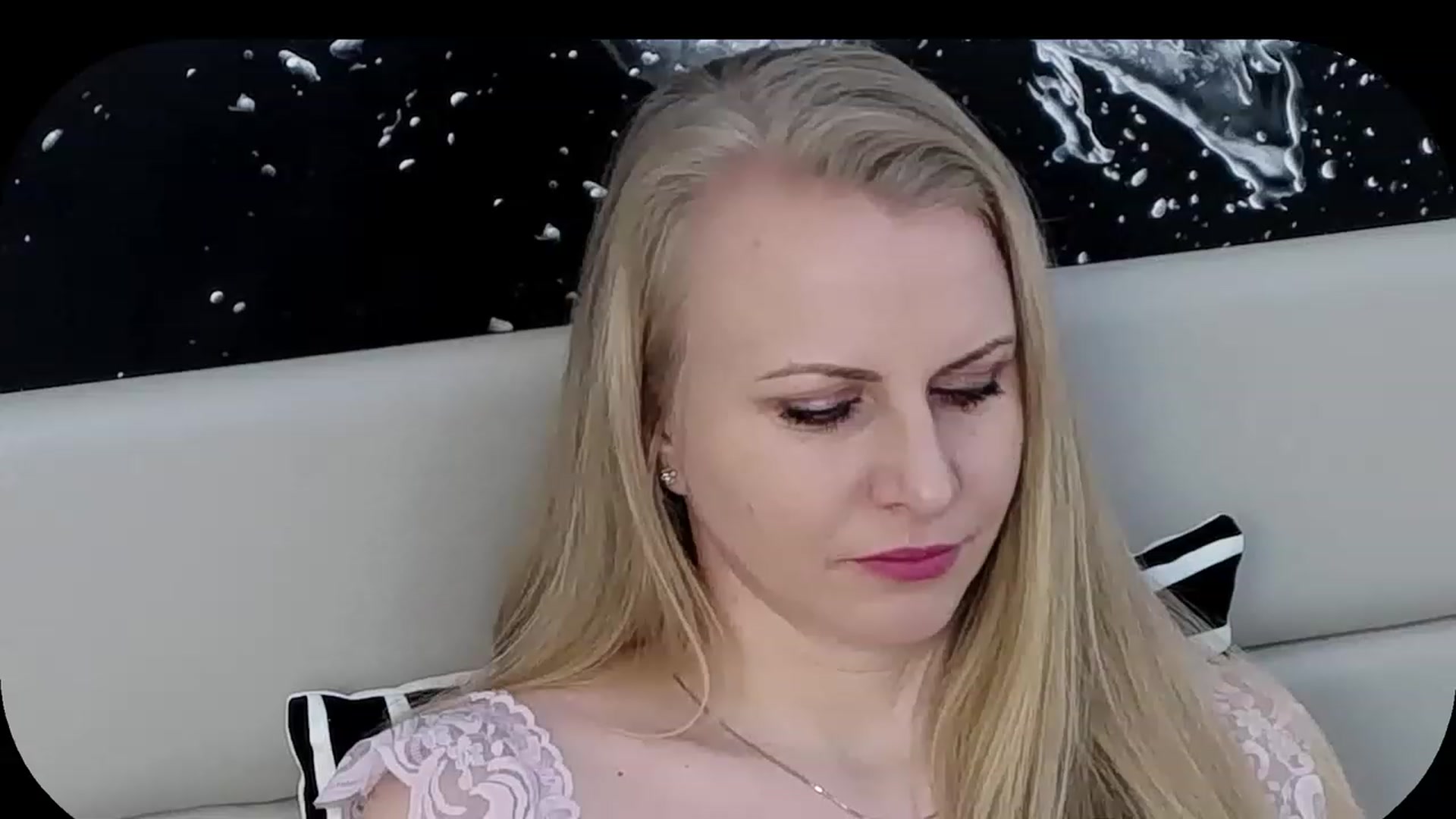 Gallery image thumbnail from Adrianna__K's myfreecams stream on, 02/15/2023, 11:22 image 6 of 20