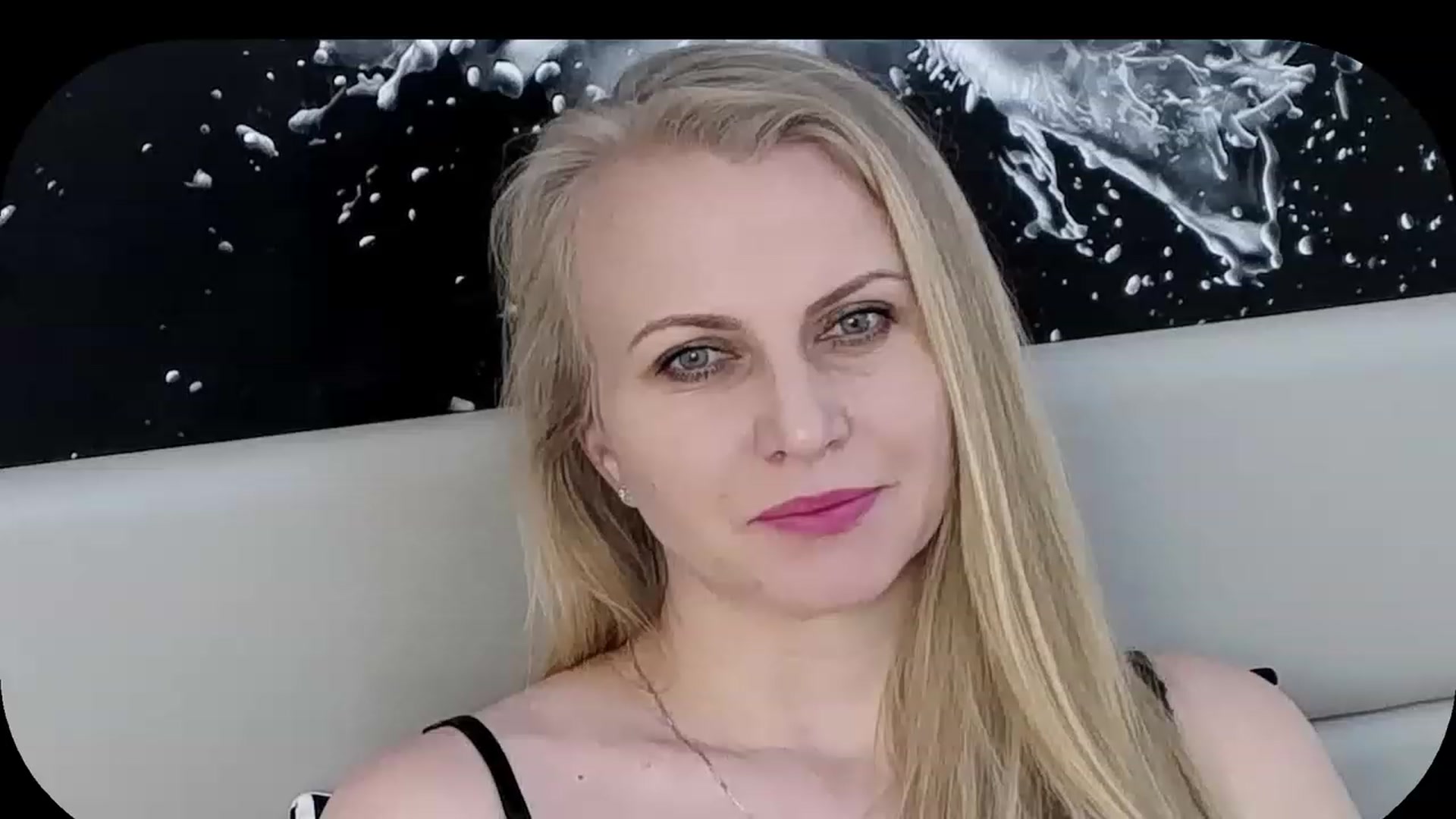 Gallery image thumbnail from Adrianna__K's myfreecams stream on, 02/19/2023, 10:00 image 2 of 20