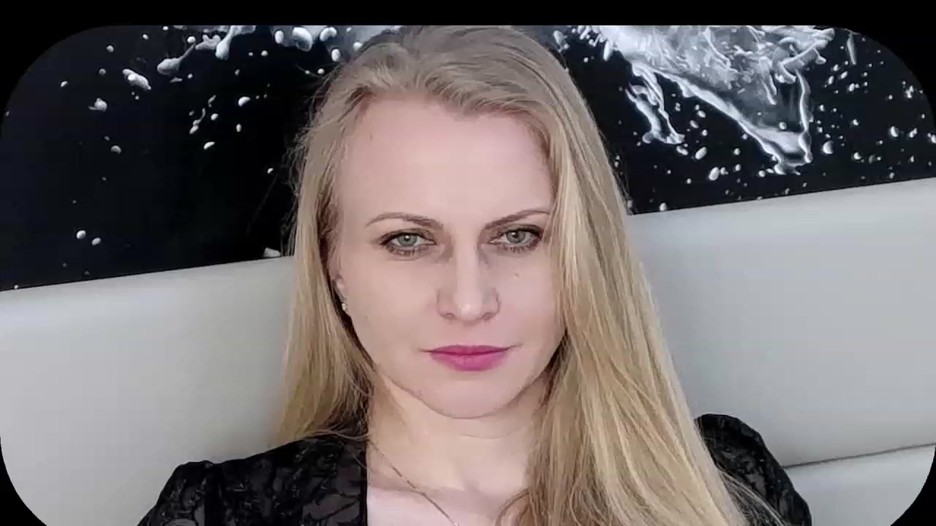 Gallery image thumbnail from Adrianna__K's myfreecams stream on, 02/24/2023, 08:09 image 8 of 20