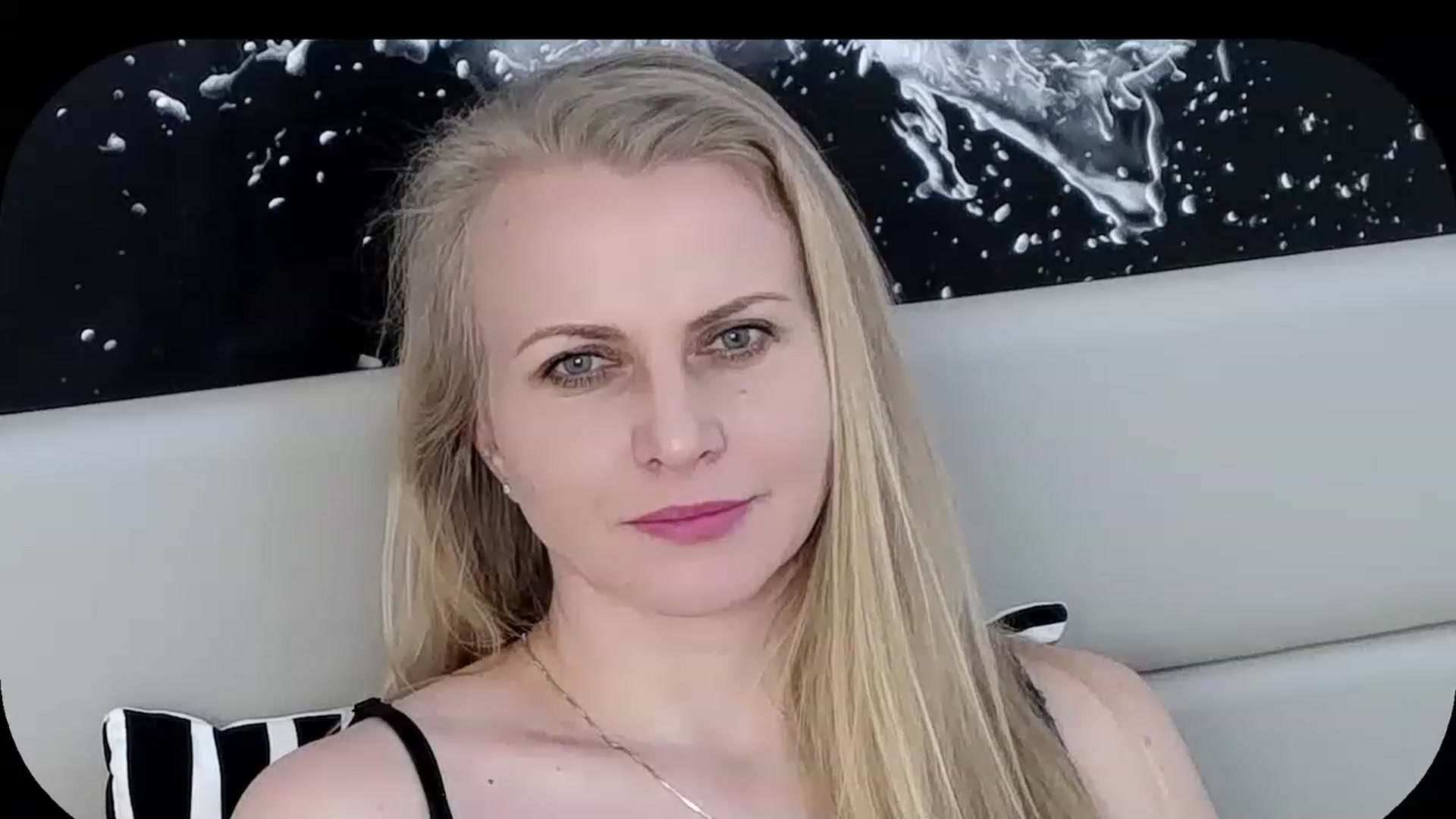 Gallery image thumbnail from Adrianna__K's myfreecams stream on, 02/25/2023, 11:42 image 15 of 20