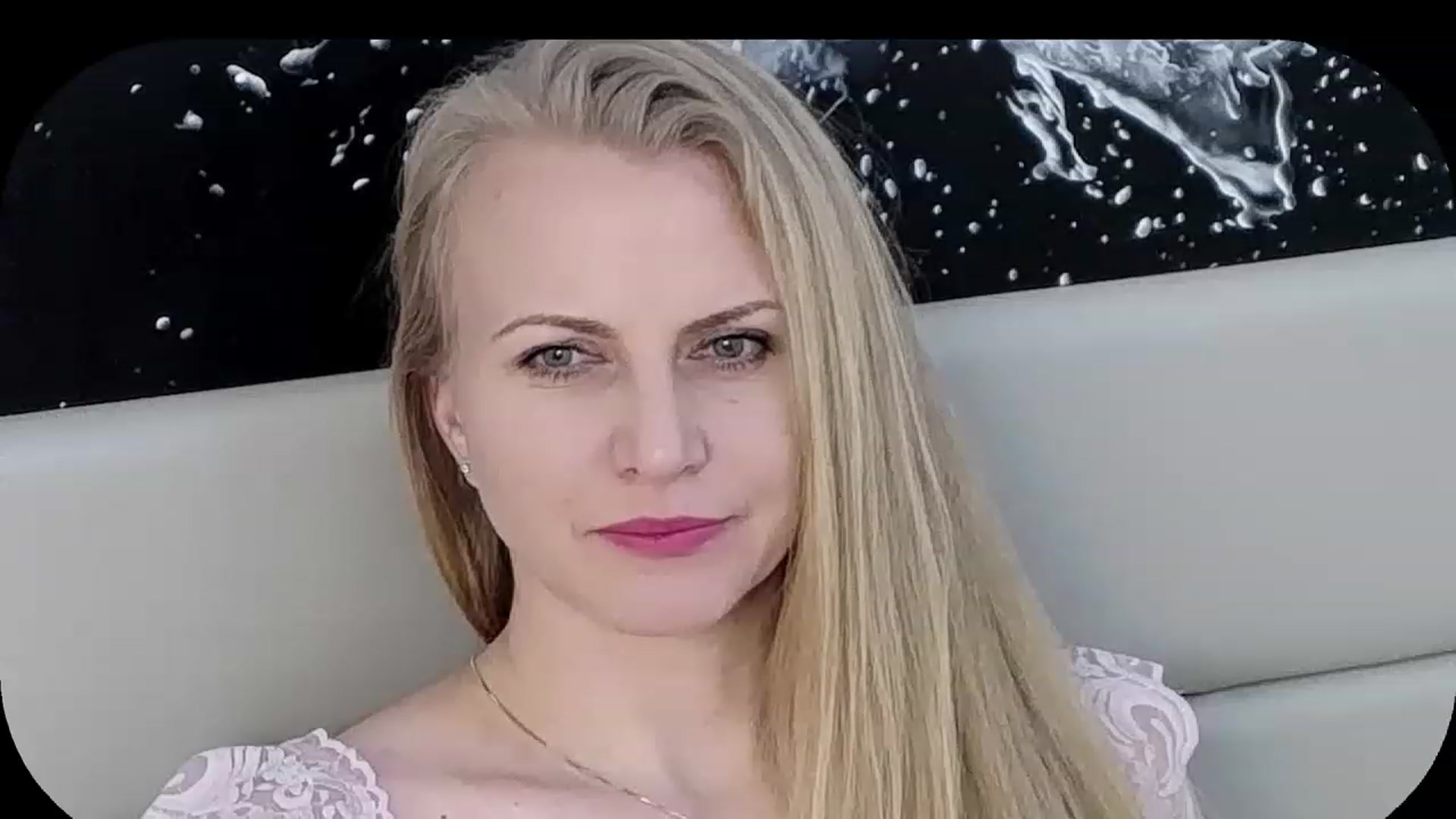 Gallery image thumbnail from Adrianna__K's myfreecams stream on, 03/11/2023, 11:34 image 19 of 20