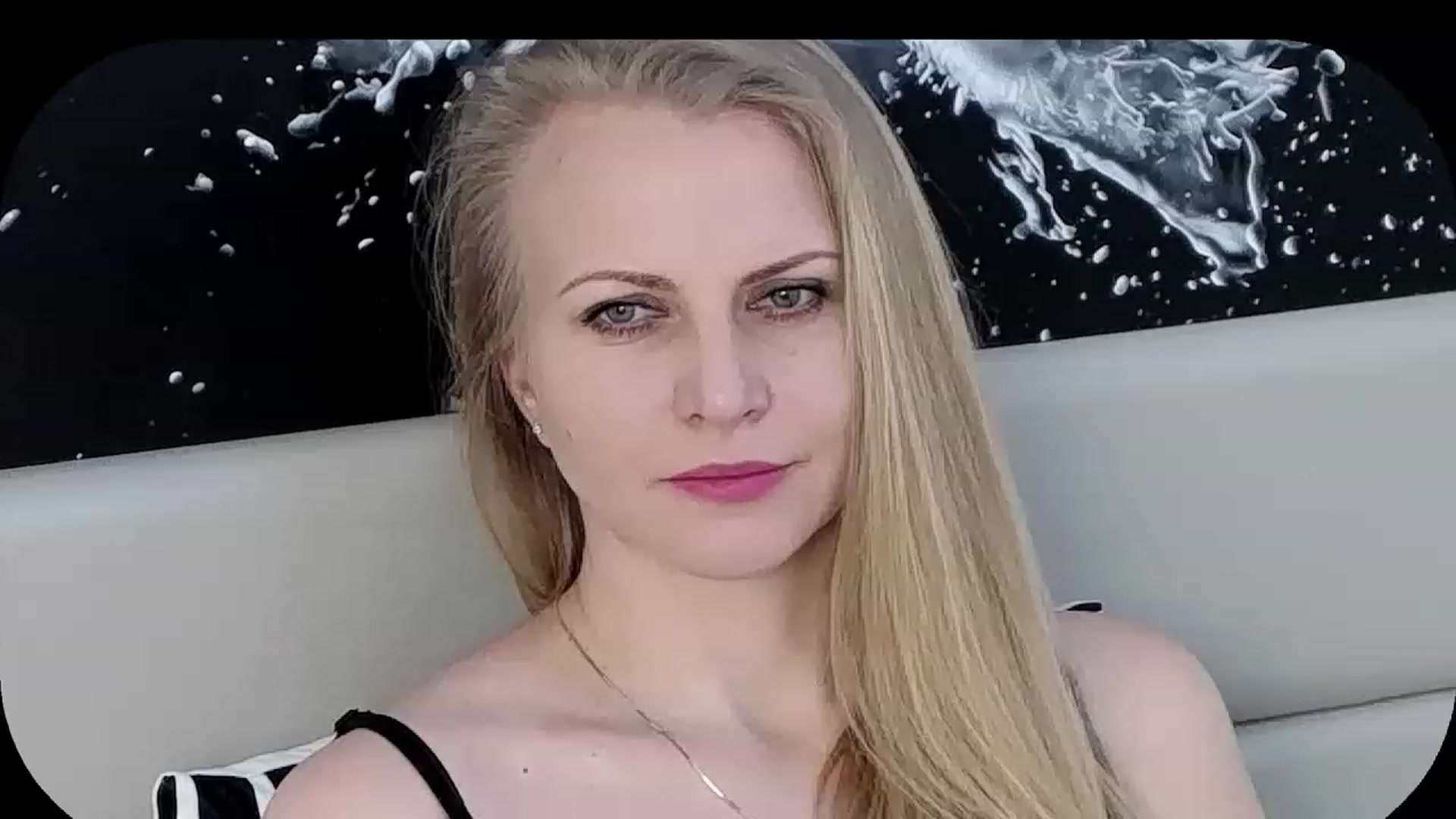 Gallery image thumbnail from Adrianna__K's myfreecams stream on, 03/14/2023, 11:15 image 10 of 20