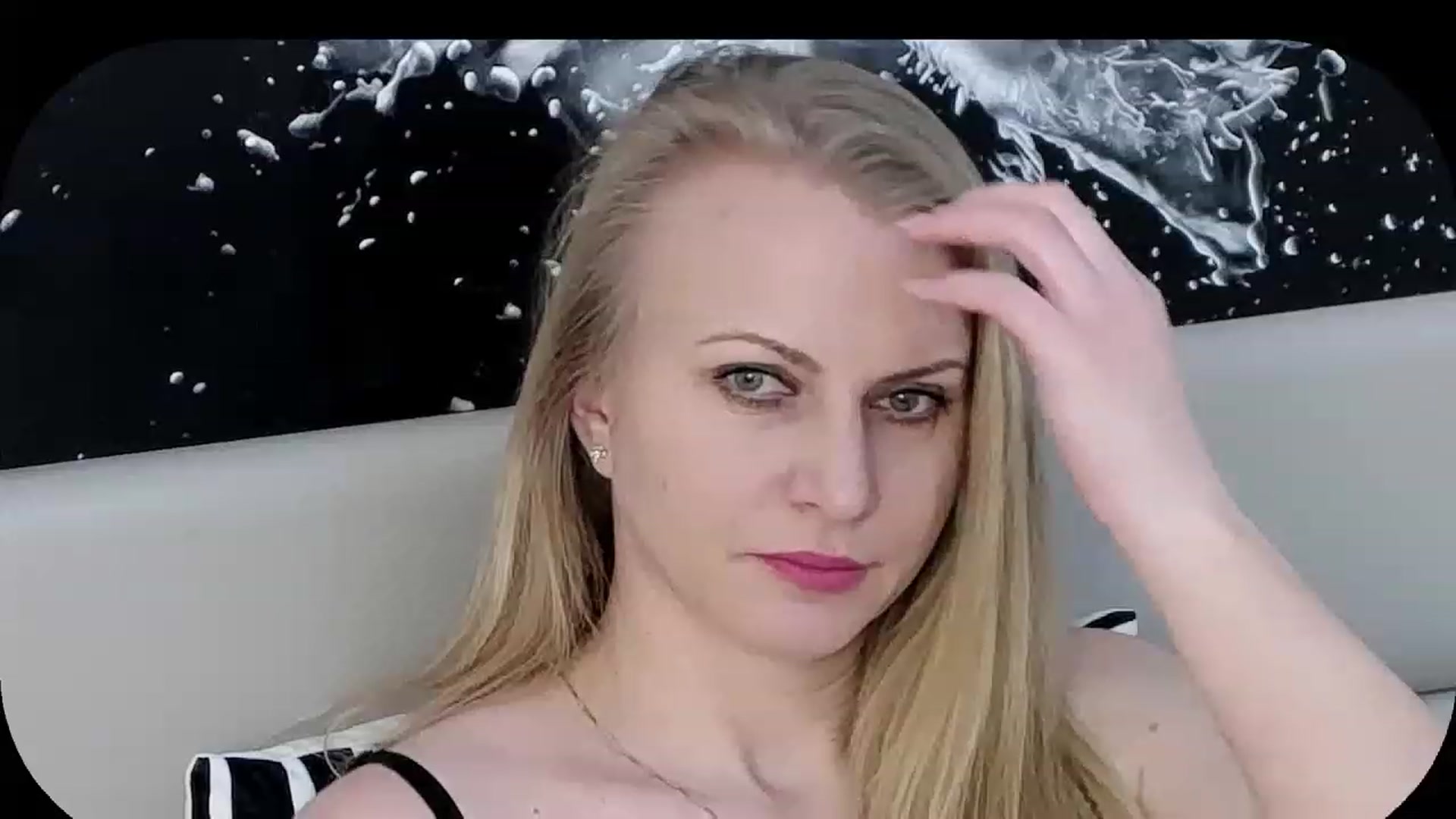 Gallery image thumbnail from Adrianna__K's myfreecams stream on, 03/14/2023, 11:15 image 7 of 20