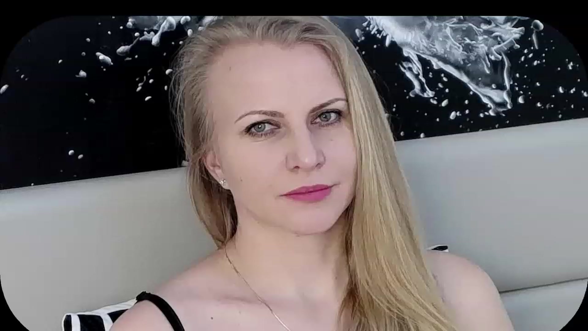 Gallery image thumbnail from Adrianna__K's myfreecams stream on, 03/14/2023, 11:15 image 9 of 20