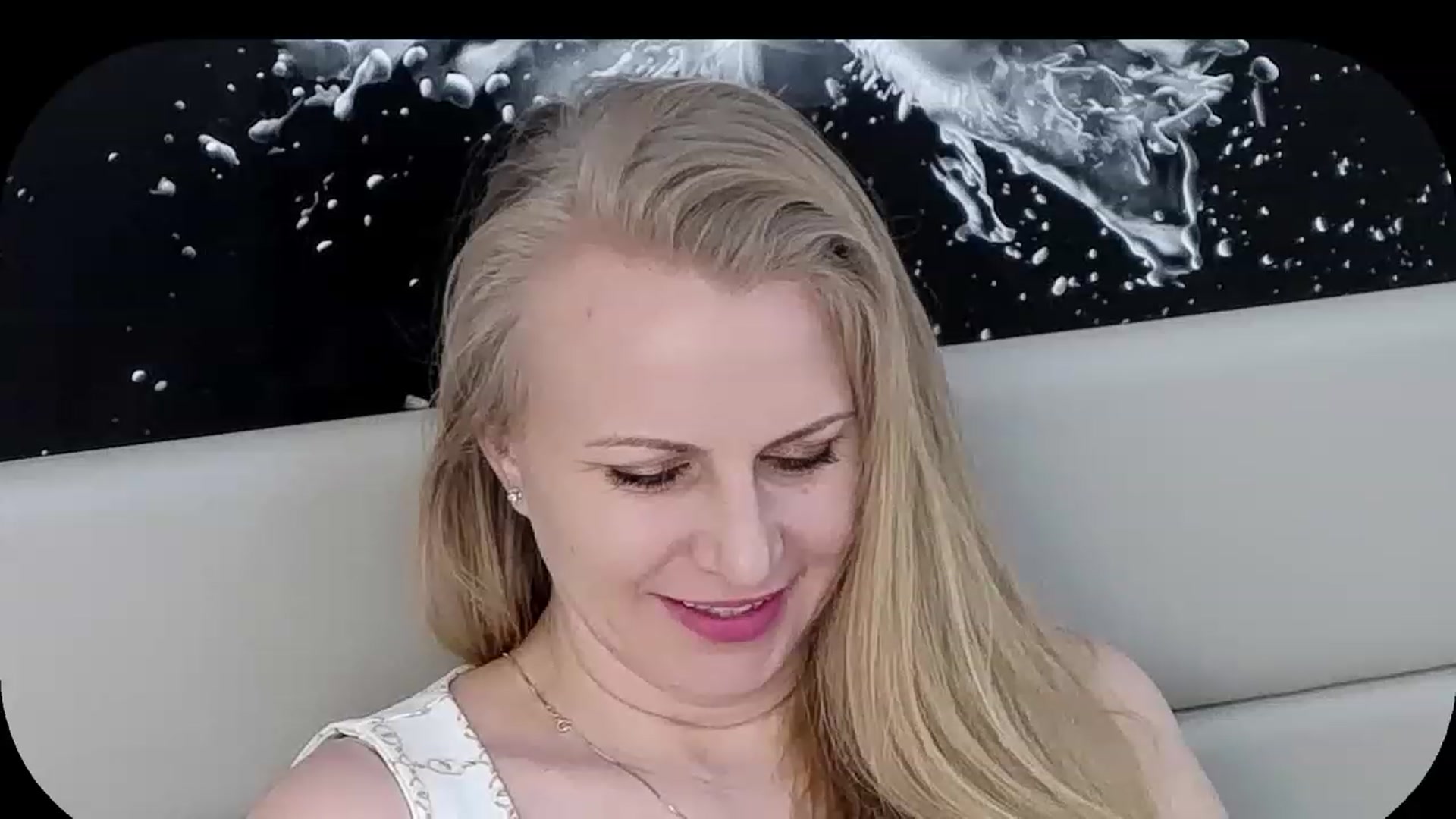 Gallery image thumbnail from Adrianna__K's myfreecams stream on, 03/15/2023, 09:32 image 13 of 20