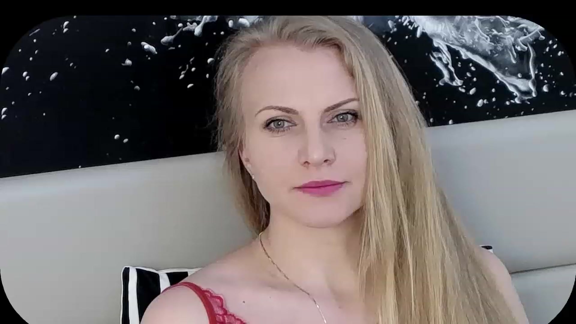 Gallery image thumbnail from Adrianna__K's myfreecams stream on, 03/20/2023, 08:00 image 13 of 20