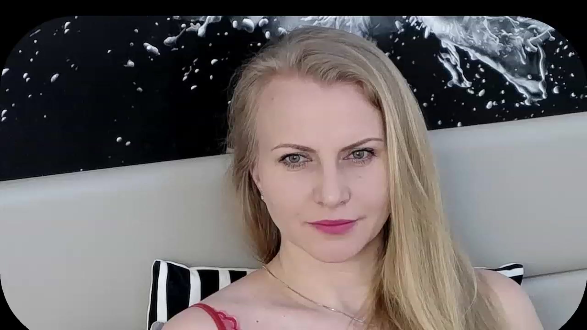 Gallery image thumbnail from Adrianna__K's myfreecams stream on, 03/20/2023, 08:00 image 11 of 20