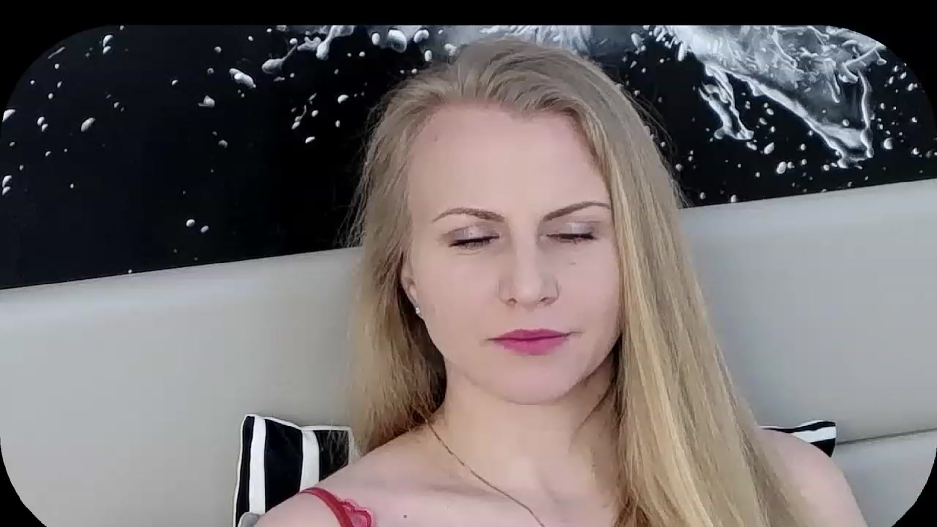 Gallery image thumbnail from Adrianna__K's myfreecams stream on, 03/20/2023, 08:00 image 5 of 20