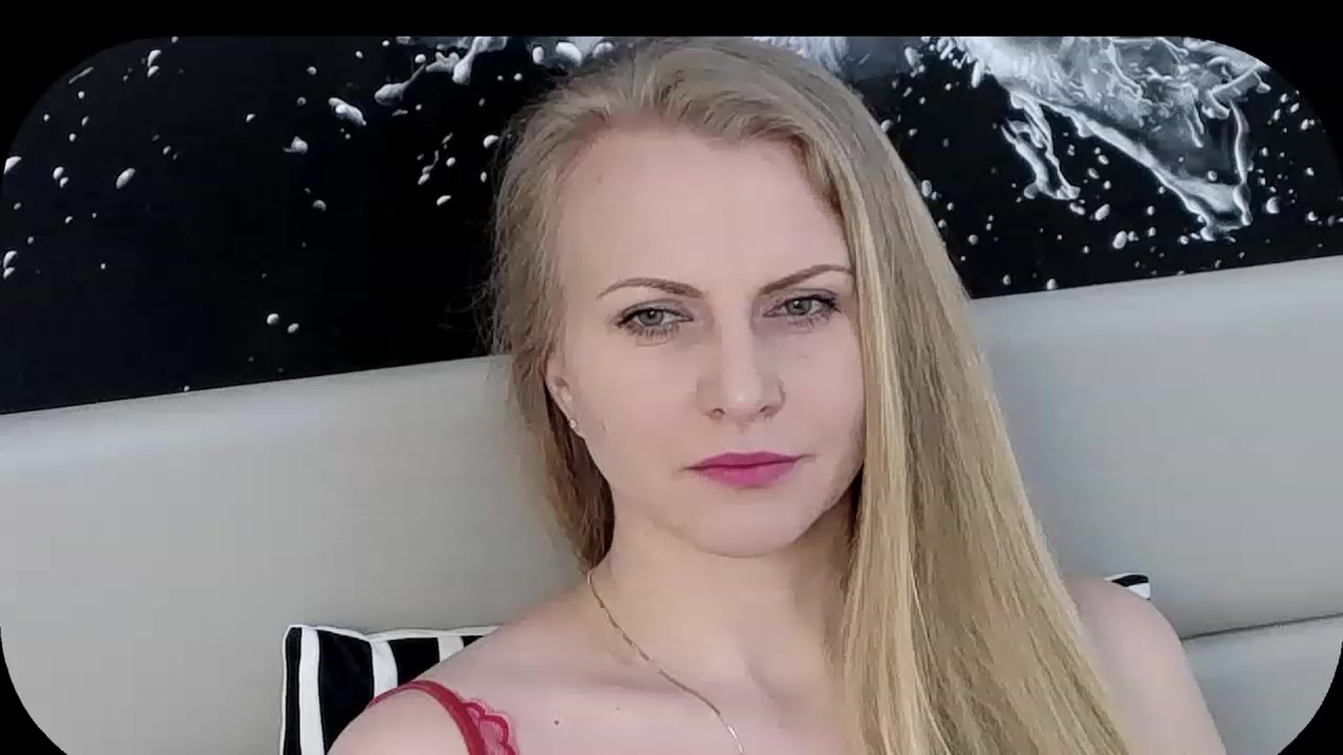 Gallery image thumbnail from Adrianna__K's myfreecams stream on, 03/20/2023, 08:00 image 14 of 20