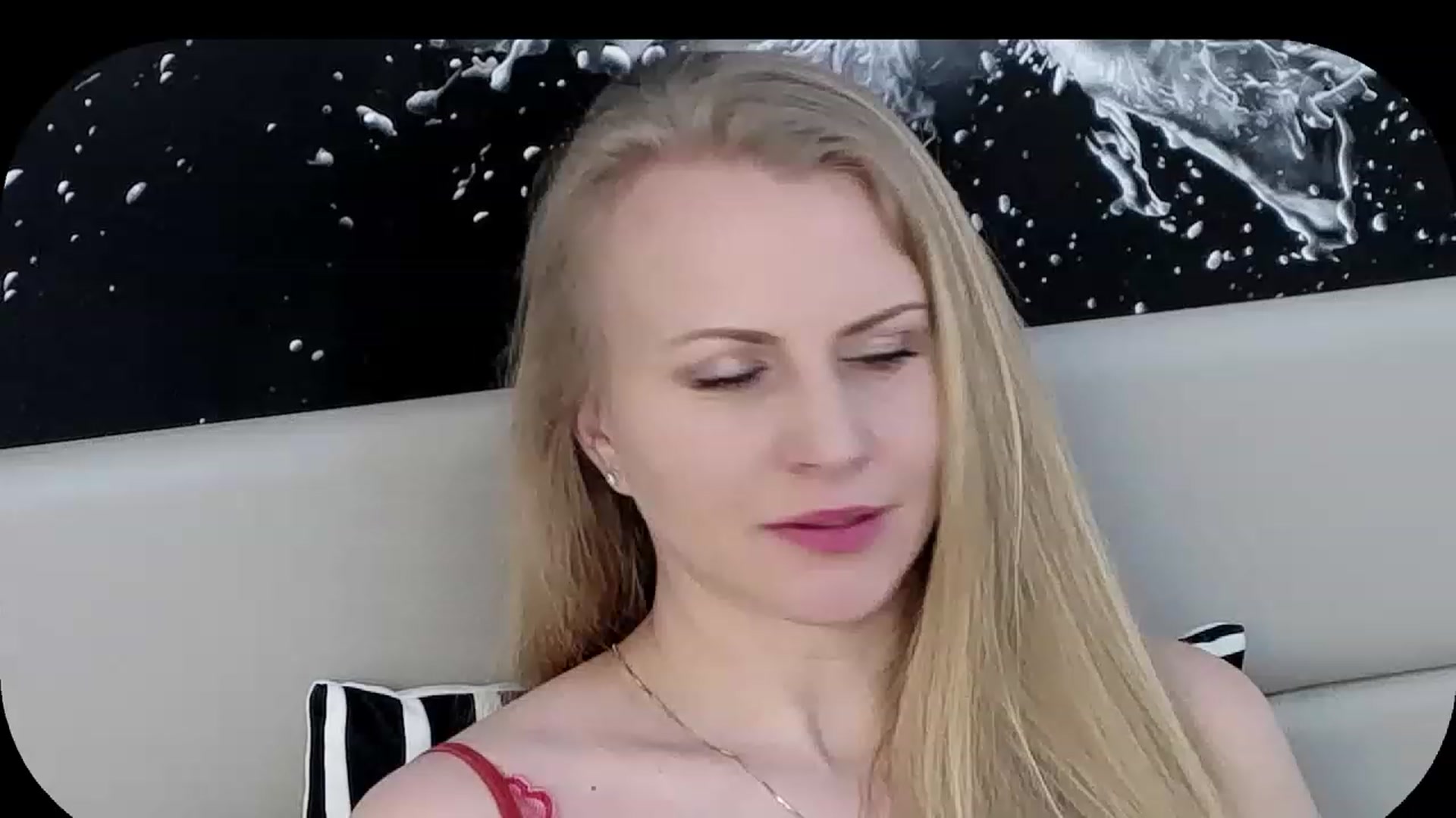 Gallery image thumbnail from Adrianna__K's myfreecams stream on, 03/20/2023, 08:00 image 19 of 20