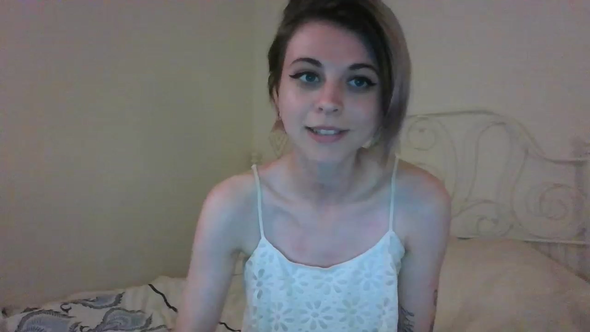 Gallery image thumbnail from AdyHDee's myfreecams stream on, 01/02/2023, 13:12 image 3 of 20