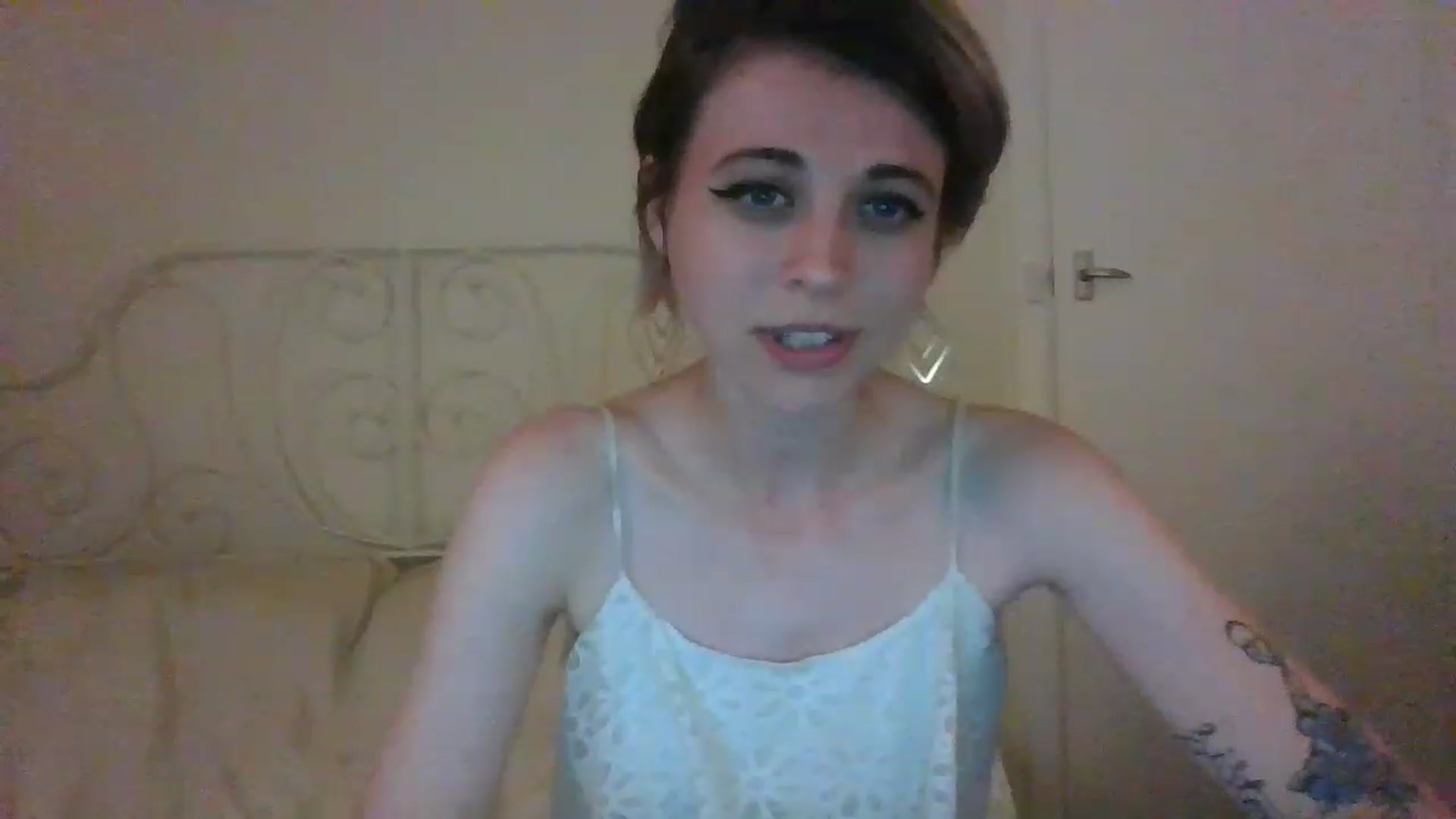 Gallery image thumbnail from AdyHDee's myfreecams stream on, 01/02/2023, 13:12 image 10 of 20