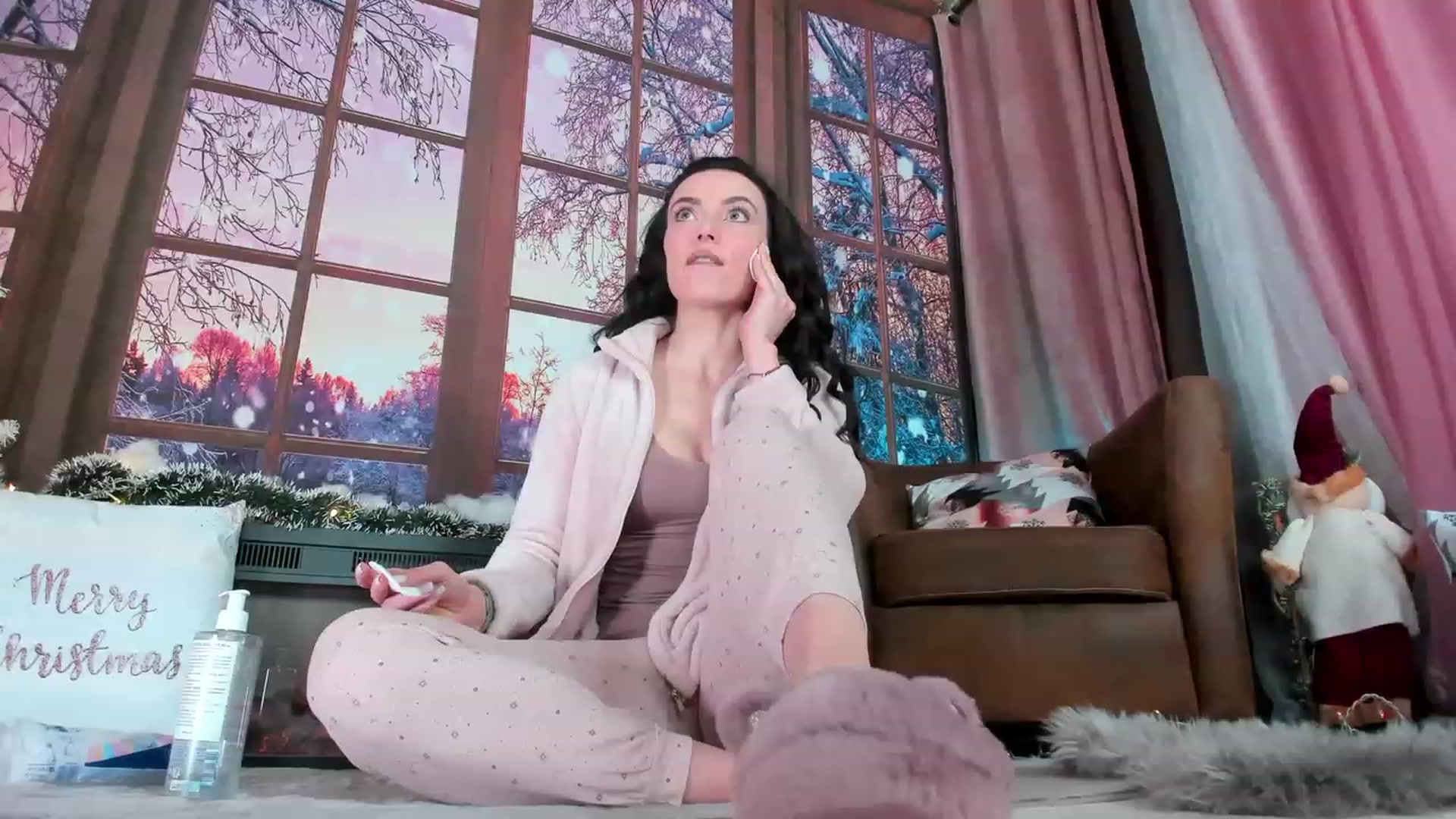 Gallery image thumbnail from AdySweet's myfreecams stream on, 12/20/2022, 03:19 image 17 of 20