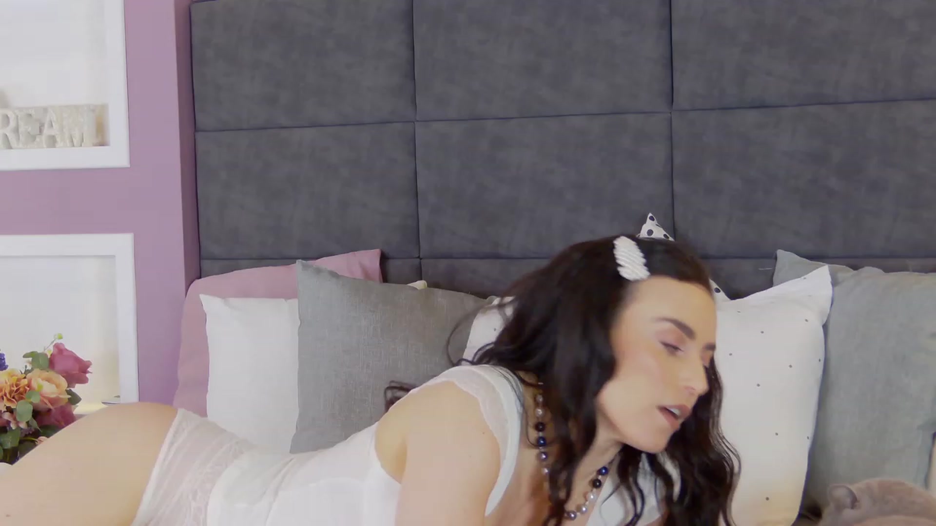 Gallery image thumbnail from AdySweet's myfreecams stream on, 03/13/2023, 24:02 image 2 of 20