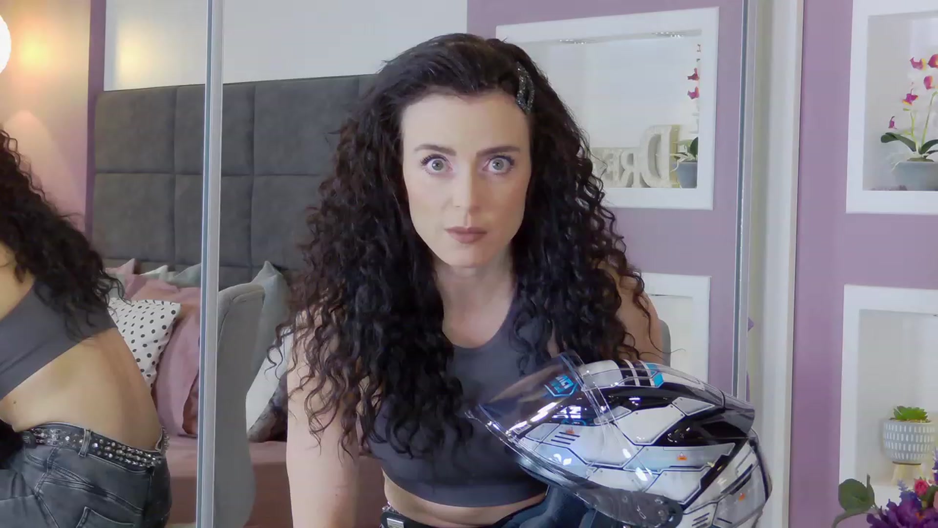 Gallery image thumbnail from AdySweet's myfreecams stream on, 03/31/2023, 23:51 image 12 of 20