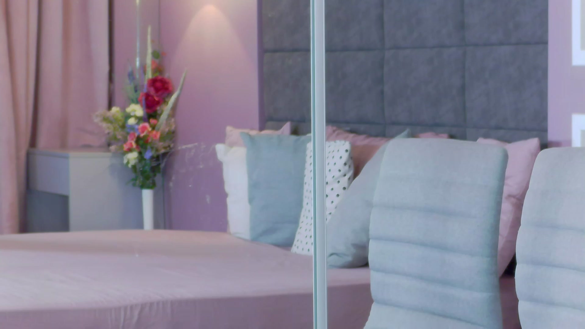 Gallery image thumbnail from AdySweet's myfreecams stream on, 04/04/2023, 02:13 image 6 of 20