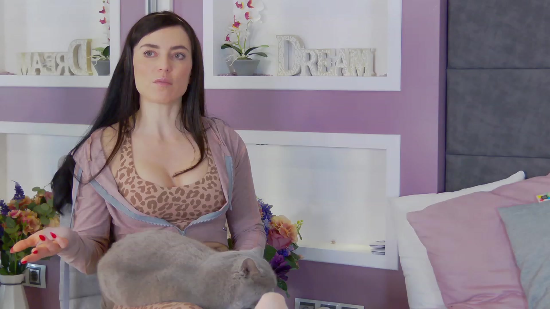 Gallery image thumbnail from AdySweet's myfreecams stream on, 05/02/2023, 24:37 image 18 of 20
