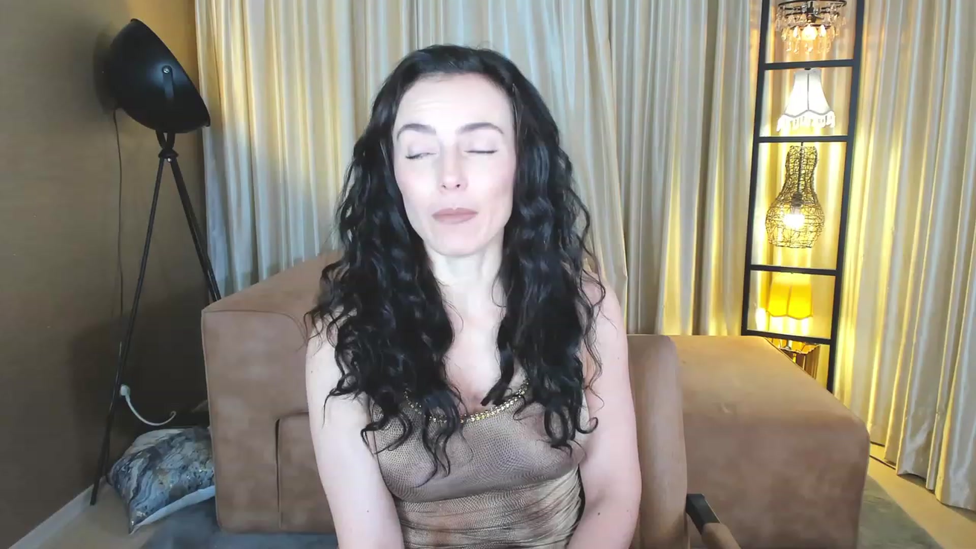 Gallery image thumbnail from AdySweet's myfreecams stream on, 11/25/2023, 01:30 image 5 of 20