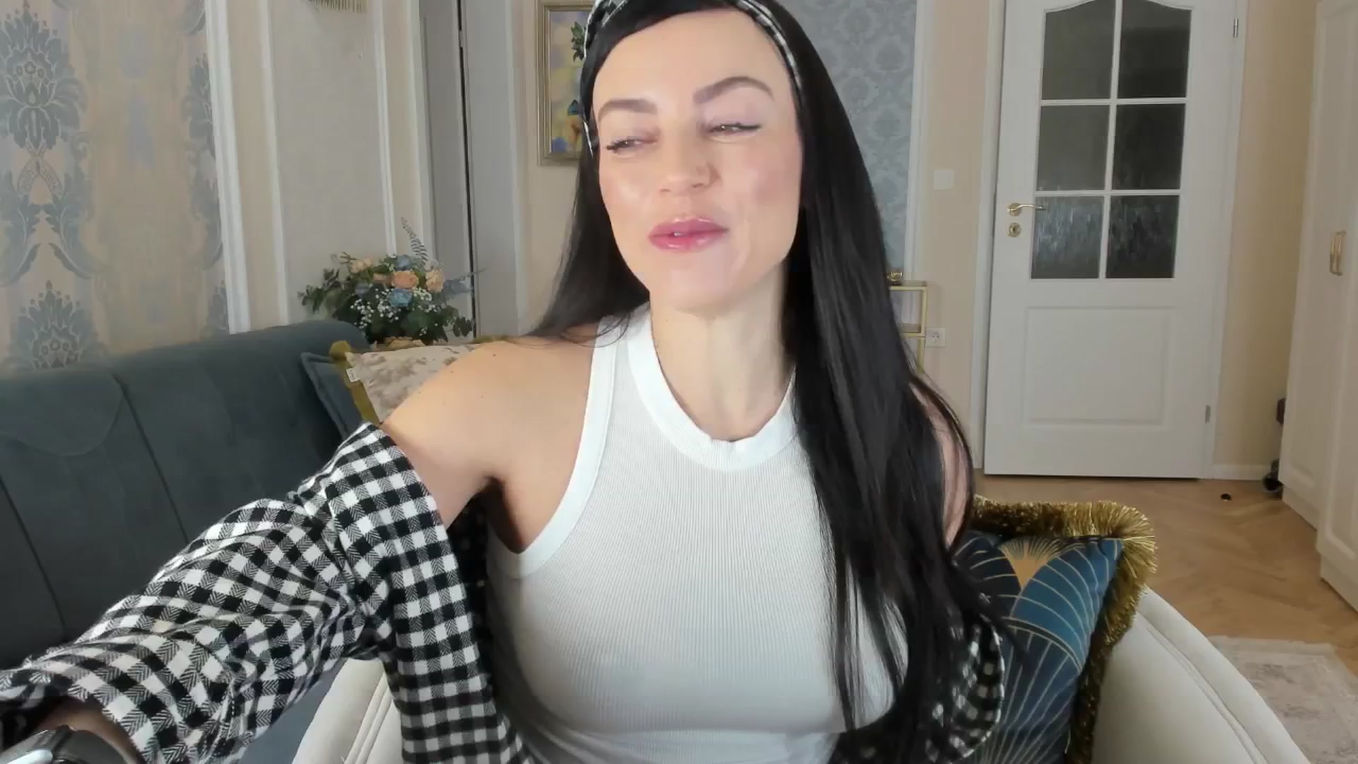Gallery image thumbnail from AdySweet's myfreecams stream on, 01/12/2026, 03:48 image 1 of 20