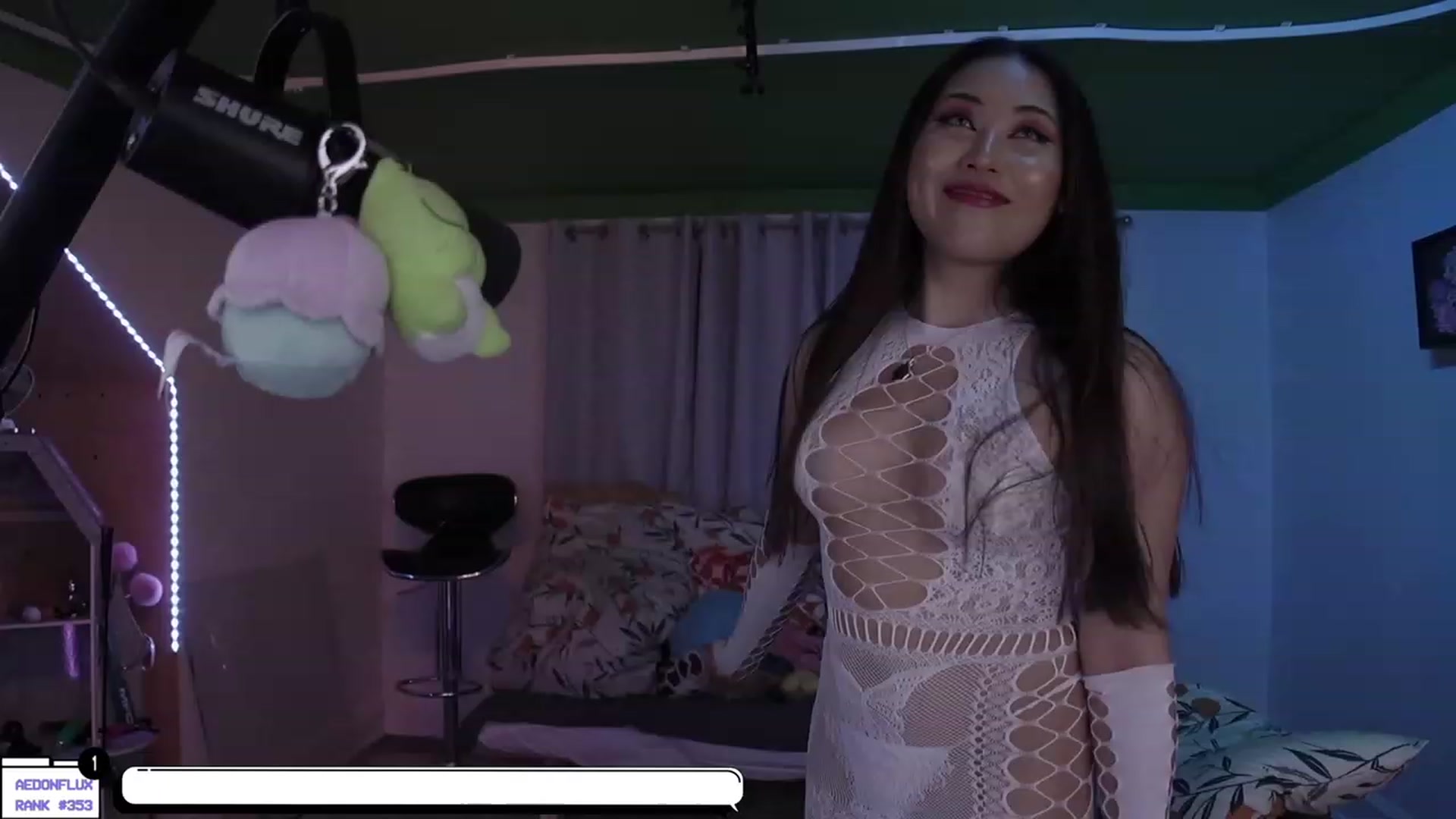 Gallery image thumbnail from AedonFlux's myfreecams stream on, 03/16/2023, 07:53 image 3 of 20