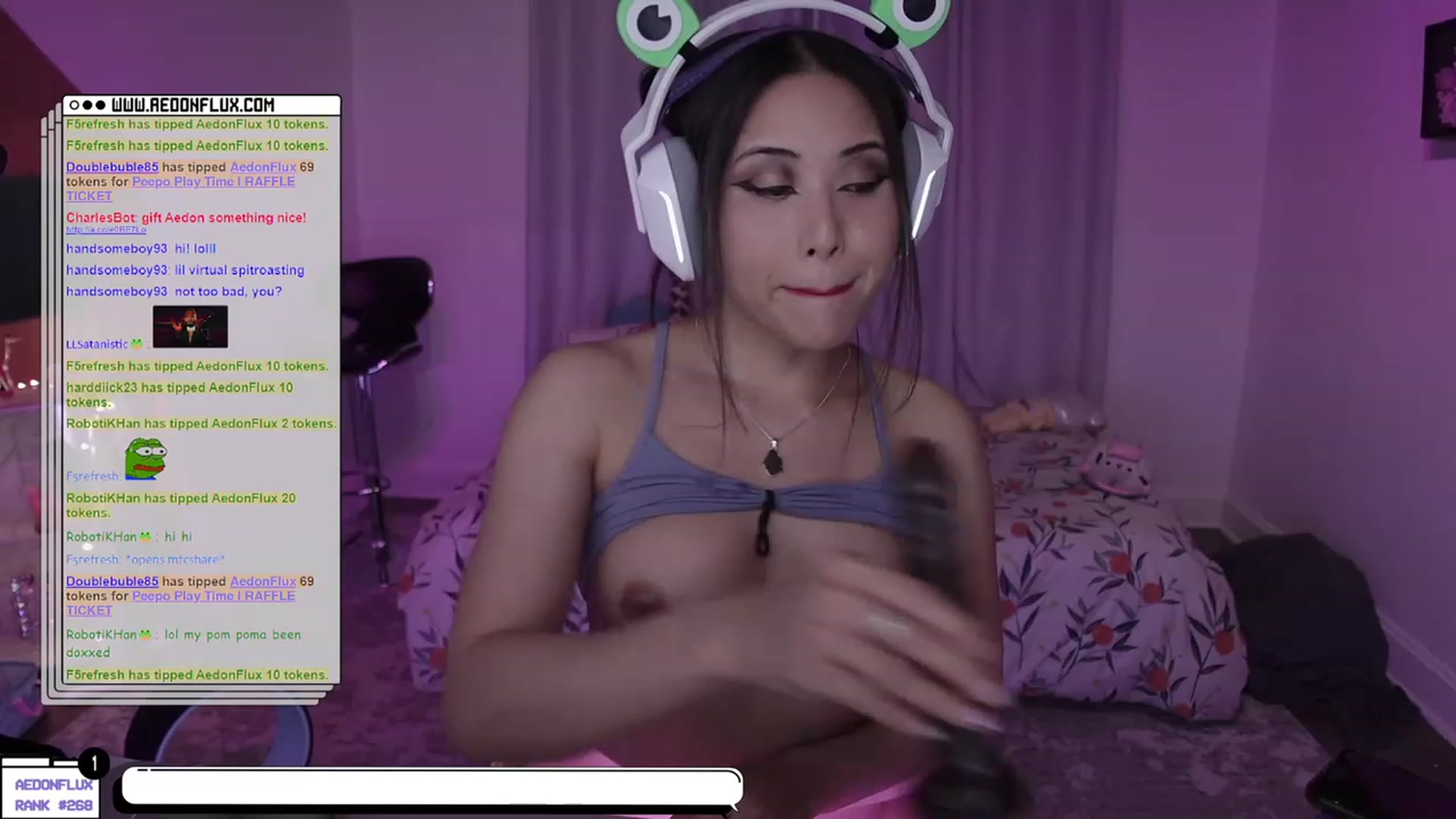 Gallery image thumbnail from AedonFlux's myfreecams stream on, 03/31/2023, 07:49 image 7 of 20