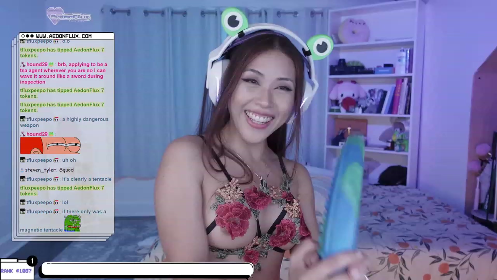 Gallery image thumbnail from AedonFlux's myfreecams stream on, 10/08/2023, 06:00 image 14 of 20