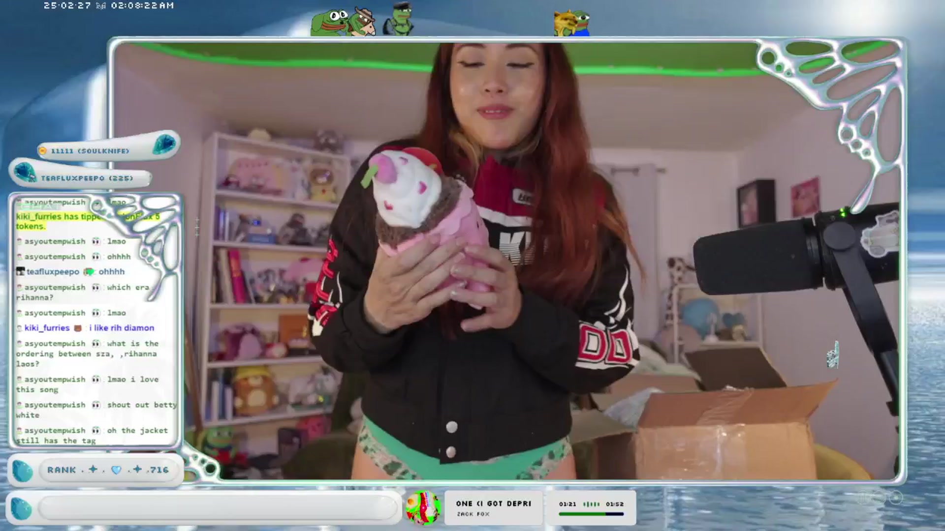 Gallery image thumbnail from AedonFlux's myfreecams stream on, 02/27/2025, 08:38 image 16 of 20