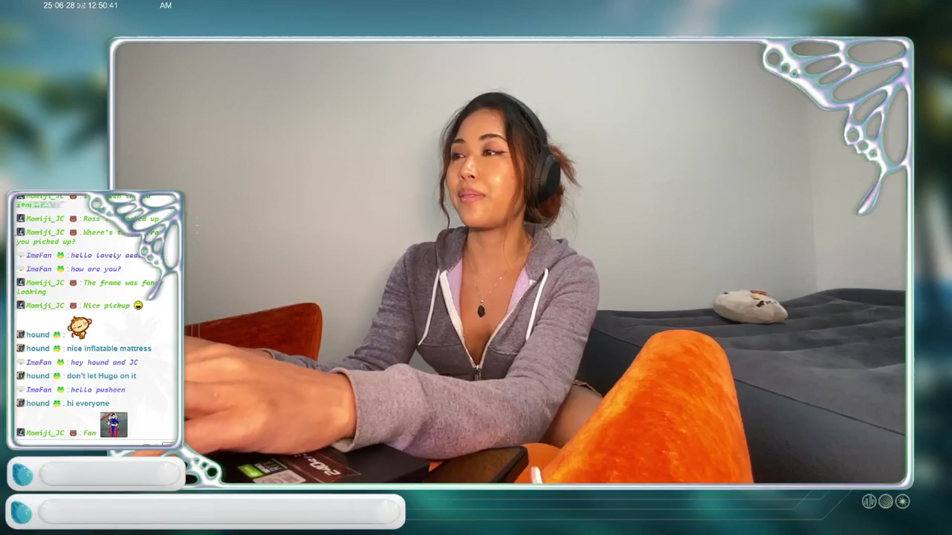 Gallery image thumbnail from AedonFlux's myfreecams stream on, 06/28/2025, 06:33 image 1 of 20