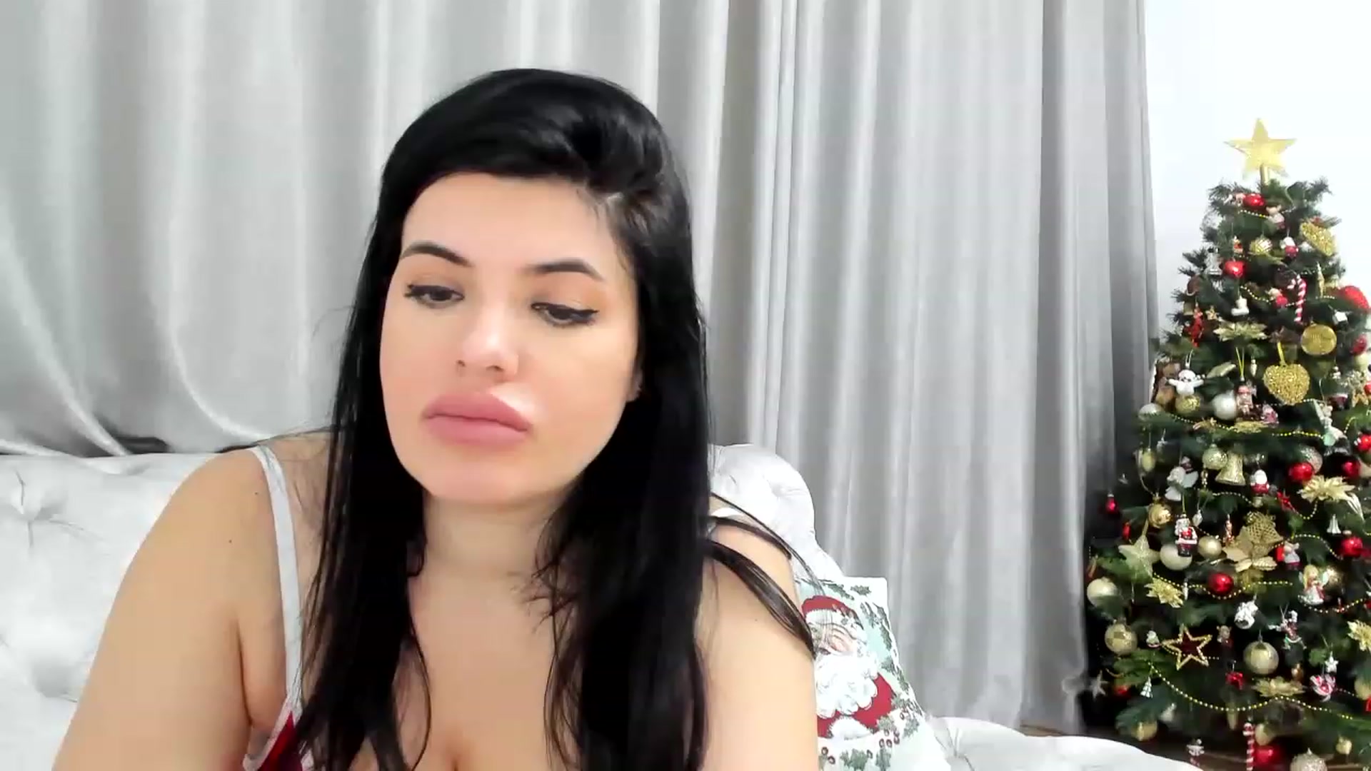 Gallery image thumbnail from Aeena's myfreecams stream on, 12/24/2022, 22:12 image 10 of 20