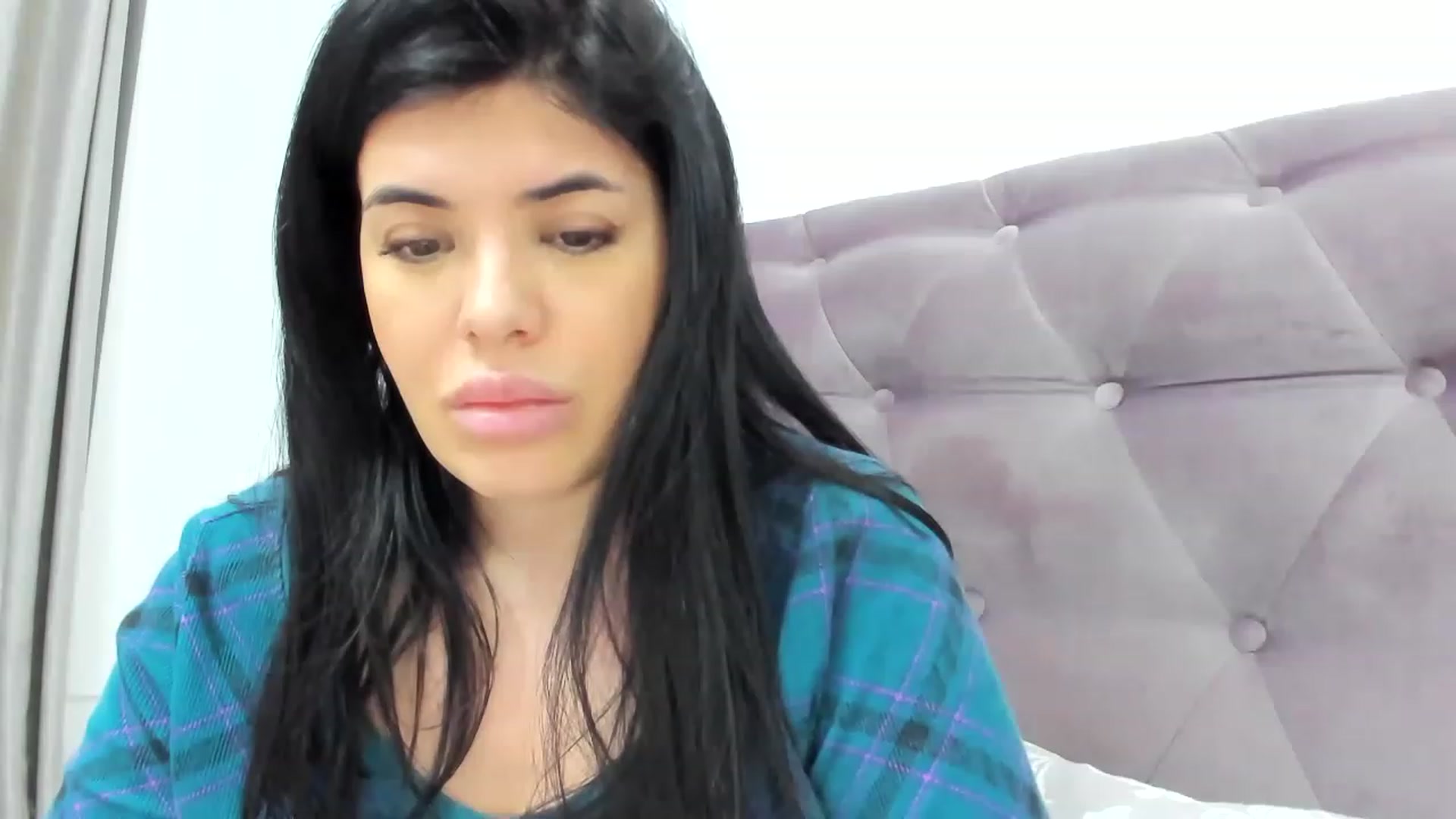 Gallery image thumbnail from Aeena's myfreecams stream on, 01/16/2023, 23:06 image 4 of 20