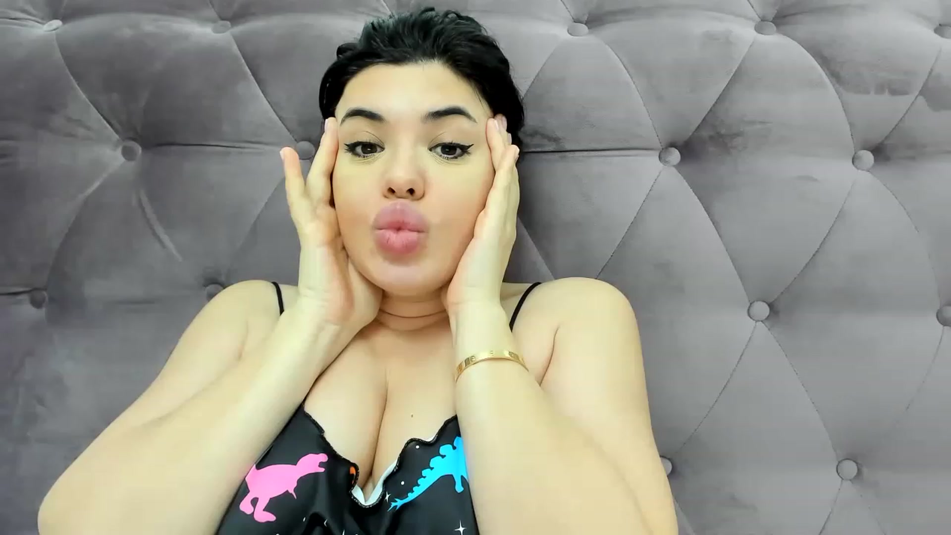 Gallery image thumbnail from Aeena's myfreecams stream on, 01/25/2023, 23:06 image 1 of 20
