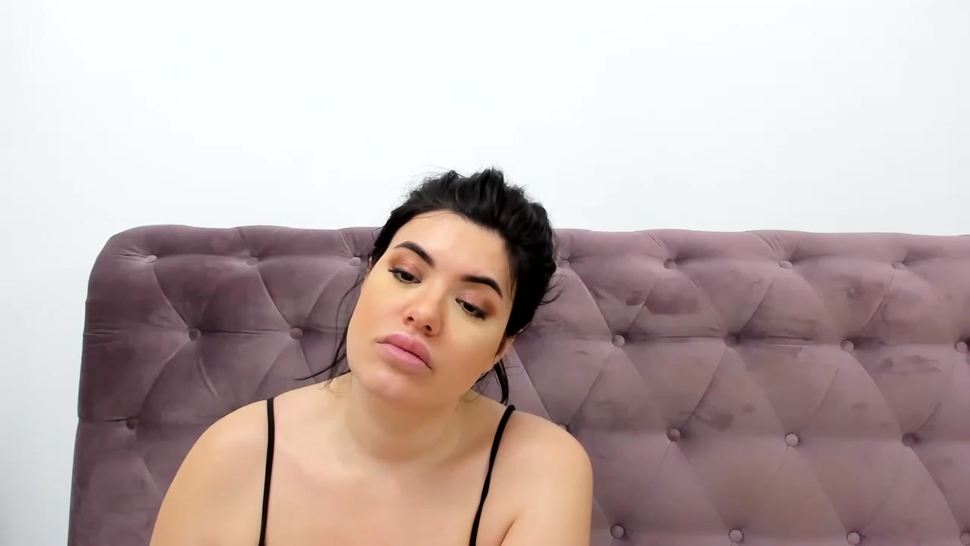 Gallery image thumbnail from Aeena's myfreecams stream on, 01/30/2023, 23:07 image 12 of 20