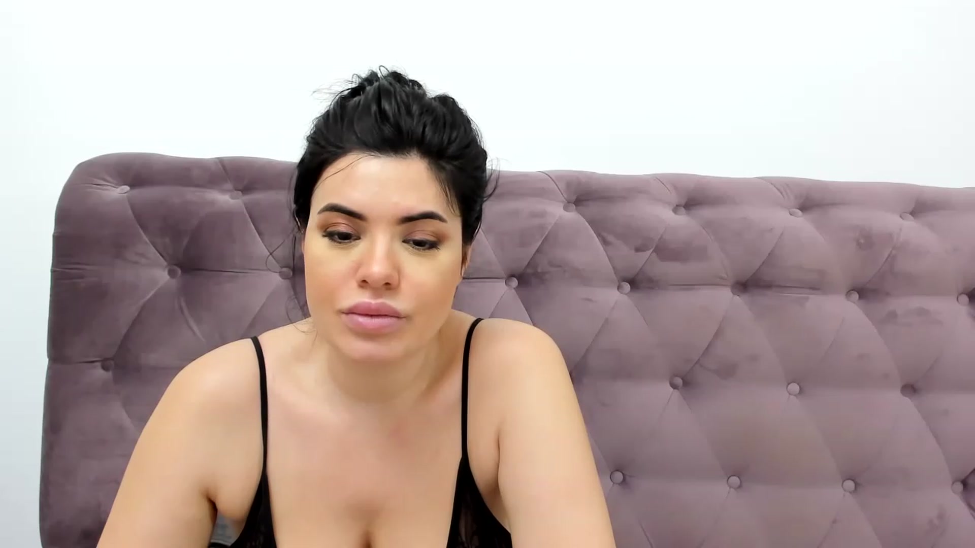 Gallery image thumbnail from Aeena's myfreecams stream on, 01/30/2023, 23:07 image 9 of 20