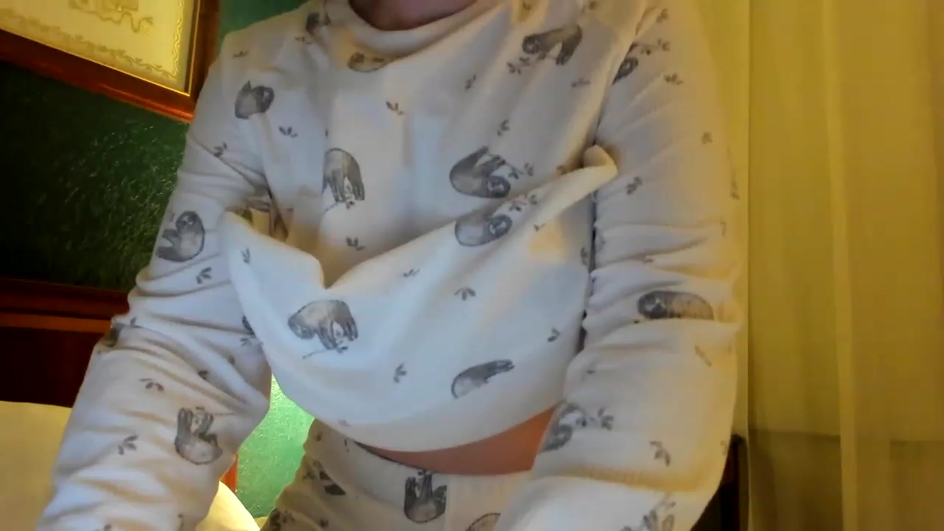 Gallery image thumbnail from Aeena's myfreecams stream on, 02/06/2023, 21:43 image 8 of 20