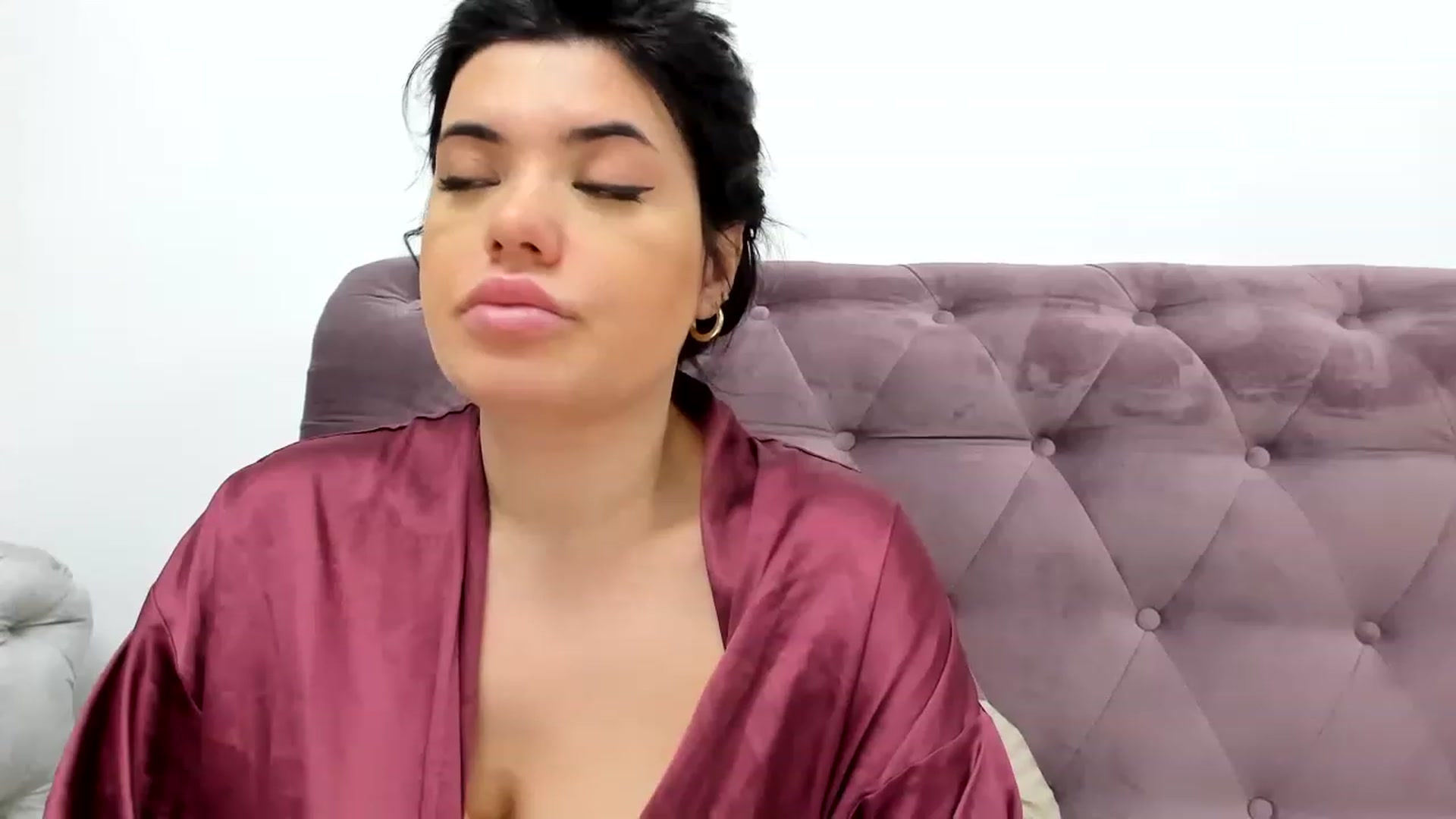 Gallery image thumbnail from Aeena's myfreecams stream on, 02/09/2023, 21:46 image 11 of 20