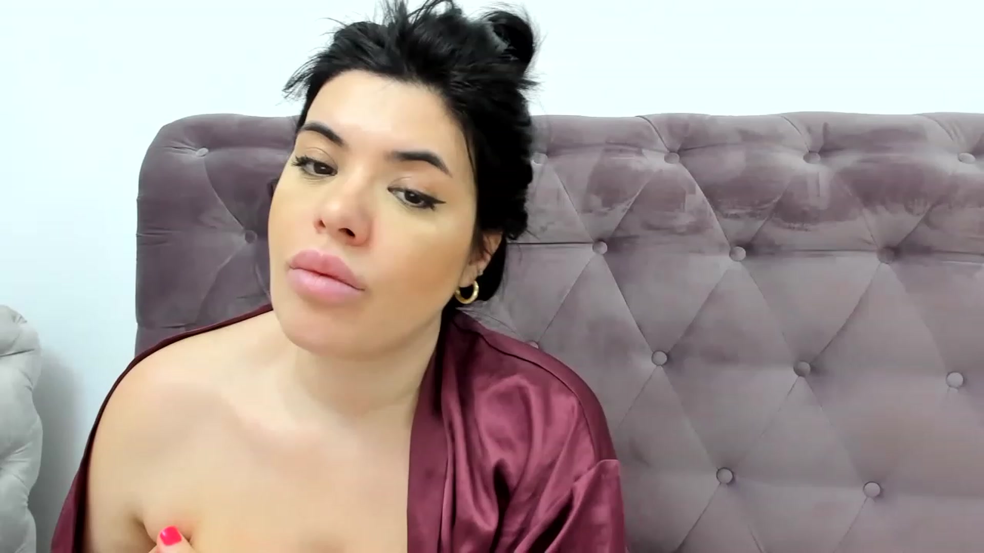Gallery image thumbnail from Aeena's myfreecams stream on, 02/09/2023, 23:01 image 6 of 20