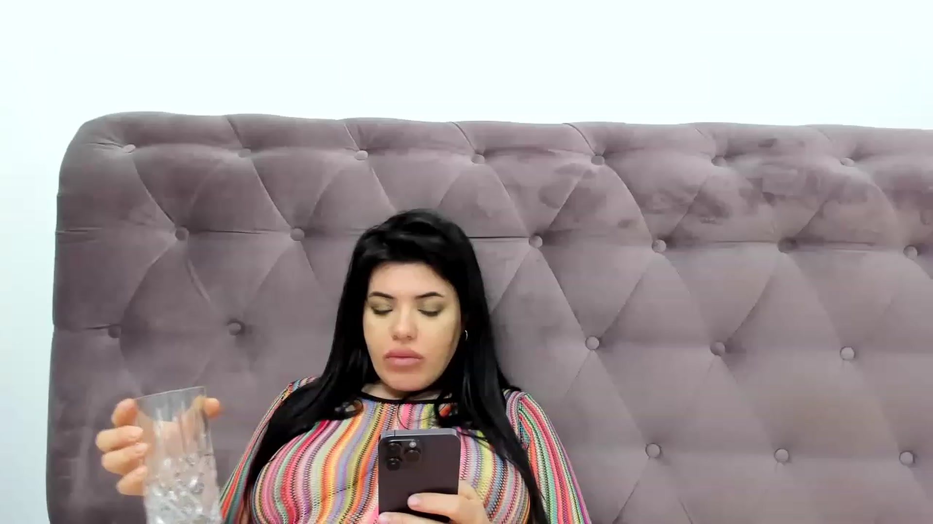 Gallery image thumbnail from Aeena's myfreecams stream on, 02/17/2023, 23:03 image 13 of 20