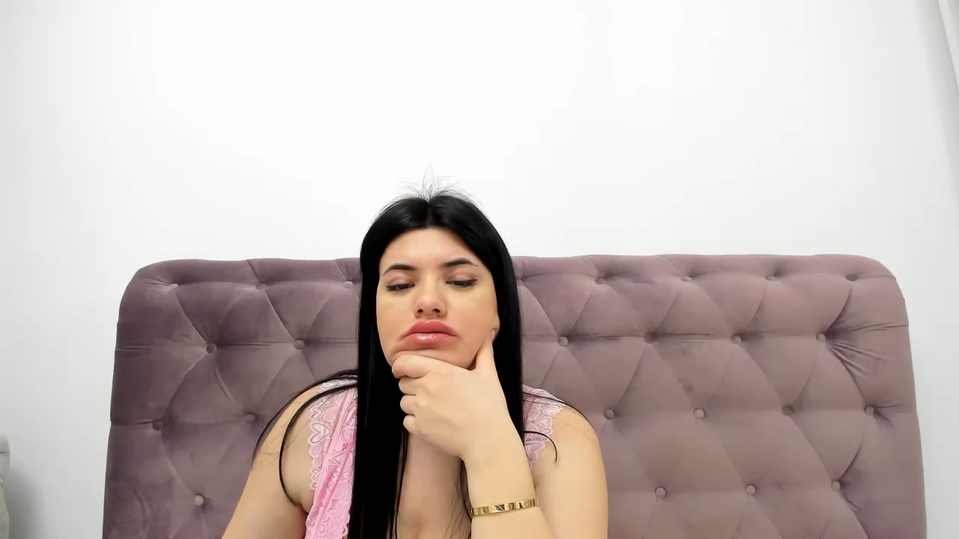 Gallery image thumbnail from Aeena's myfreecams stream on, 03/20/2023, 23:04 image 12 of 20